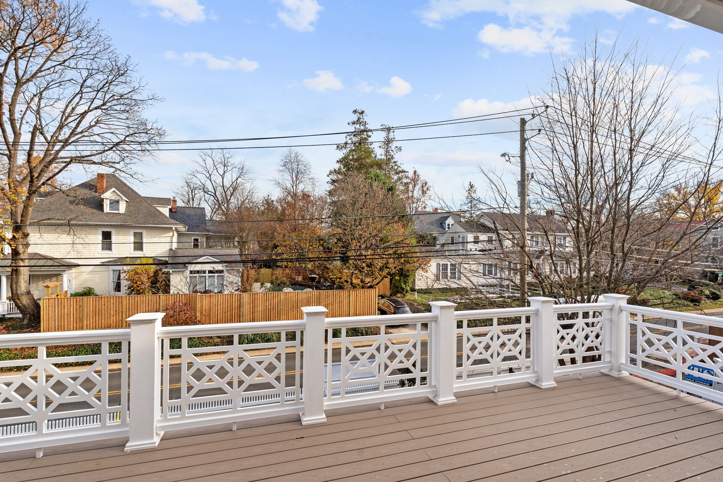 6704 Brookville Rd - 0012.jpg