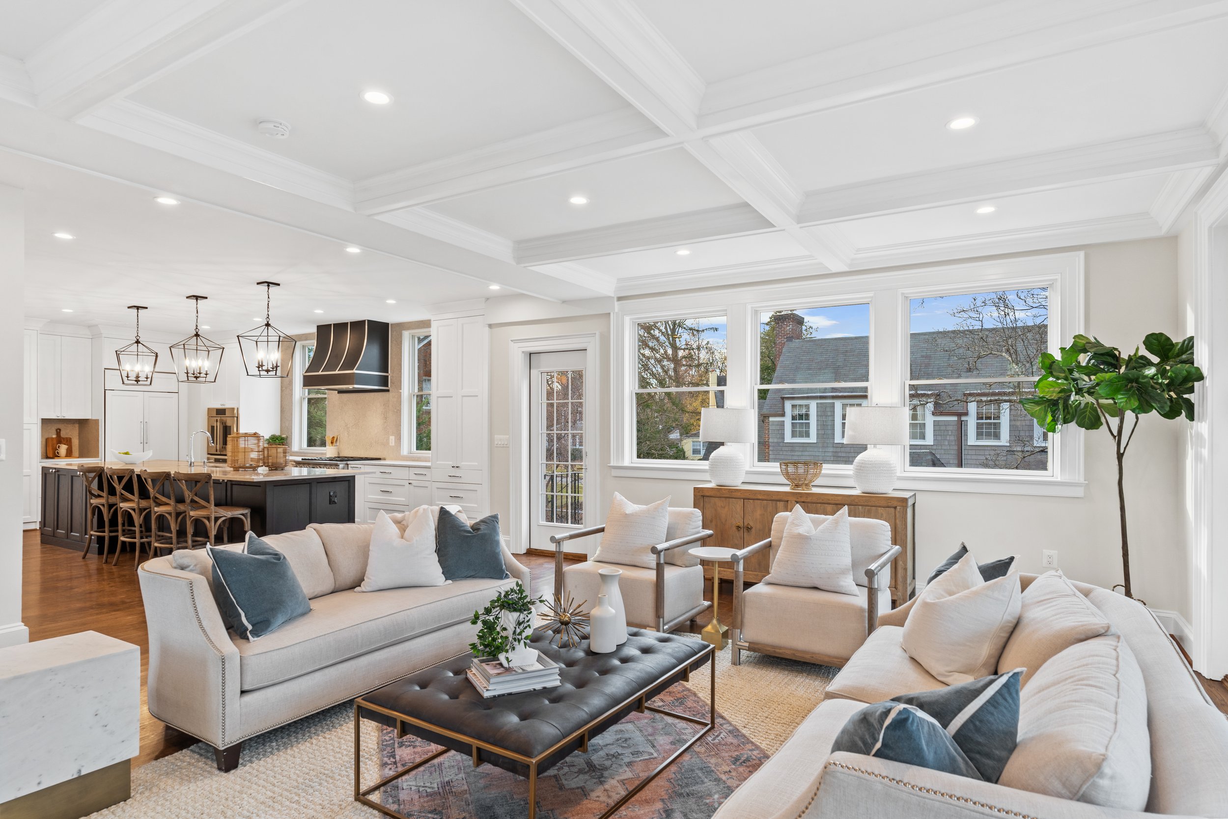 6704 Brookville Rd - 0079.jpg