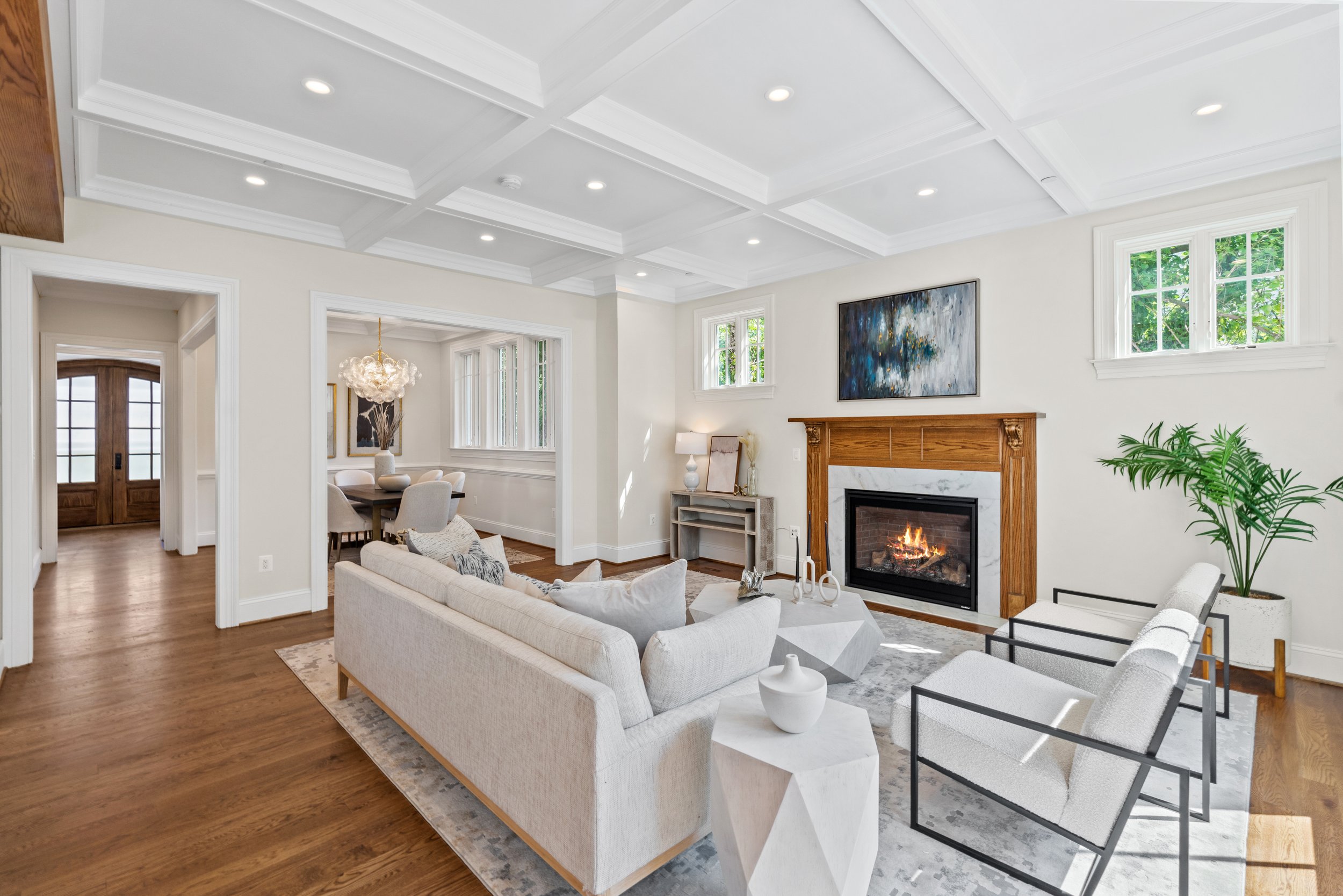 6702 Brookville Rd - 0022.jpg