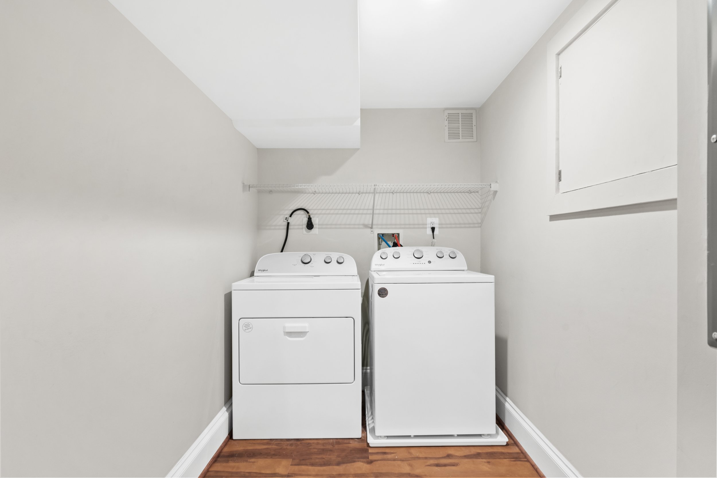 6704 Brookville Rd - 0054.jpg