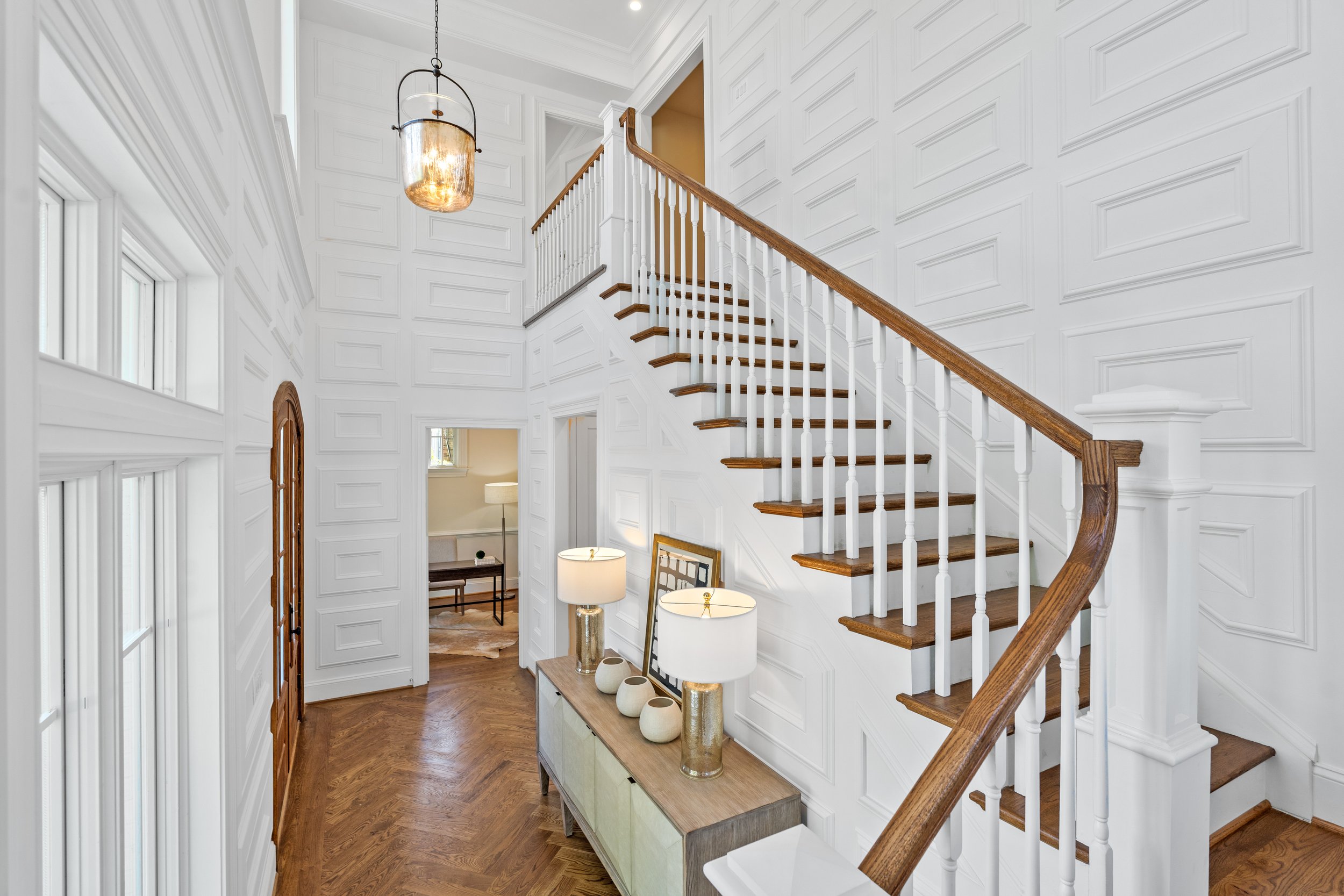 6702 Brookville Rd - 0005.jpg