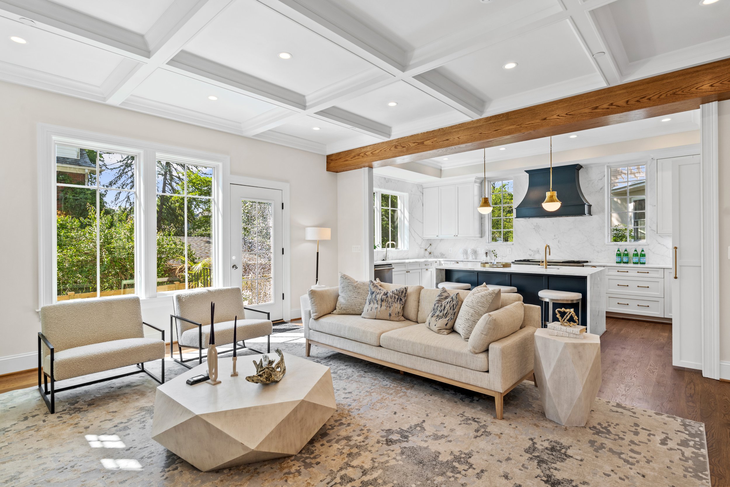 6702 Brookville Rd - 0017.jpg