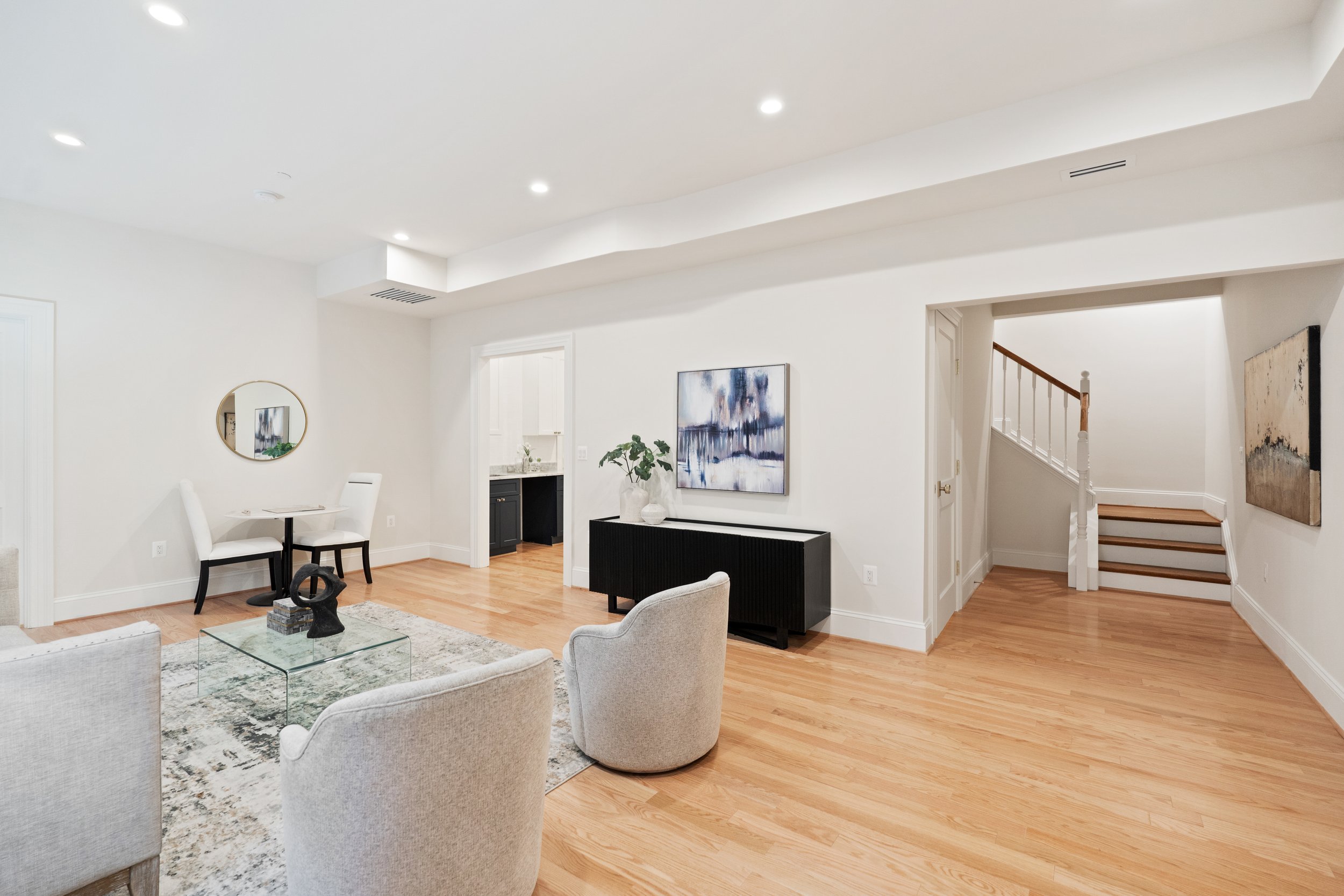6702 Brookville Rd - 0066.jpg