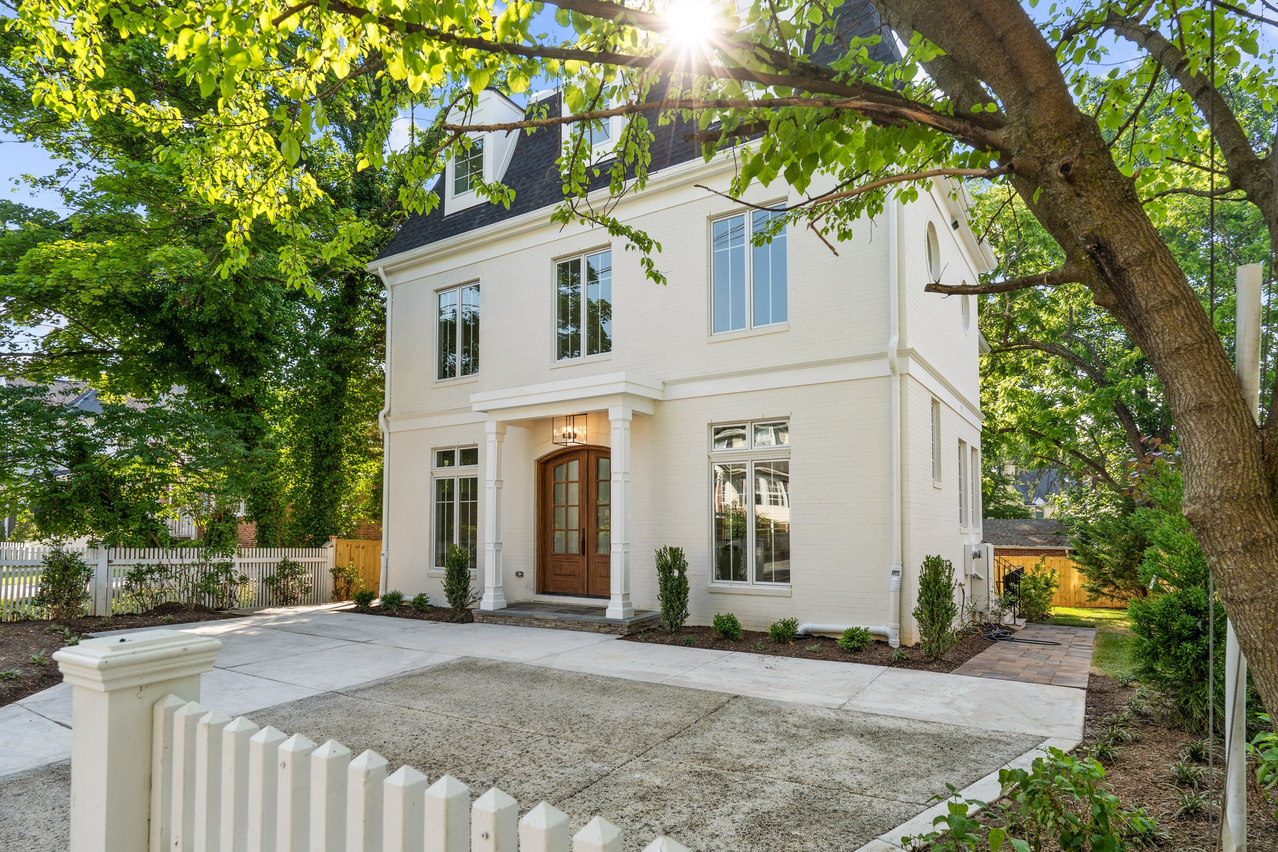 6702 Brookville Rd - 0131.jpg