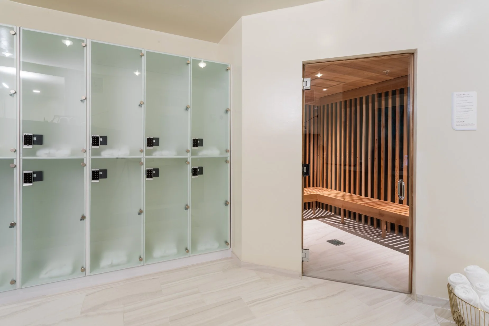 12 - FLLW_24_Sauna_V1_011.jpg