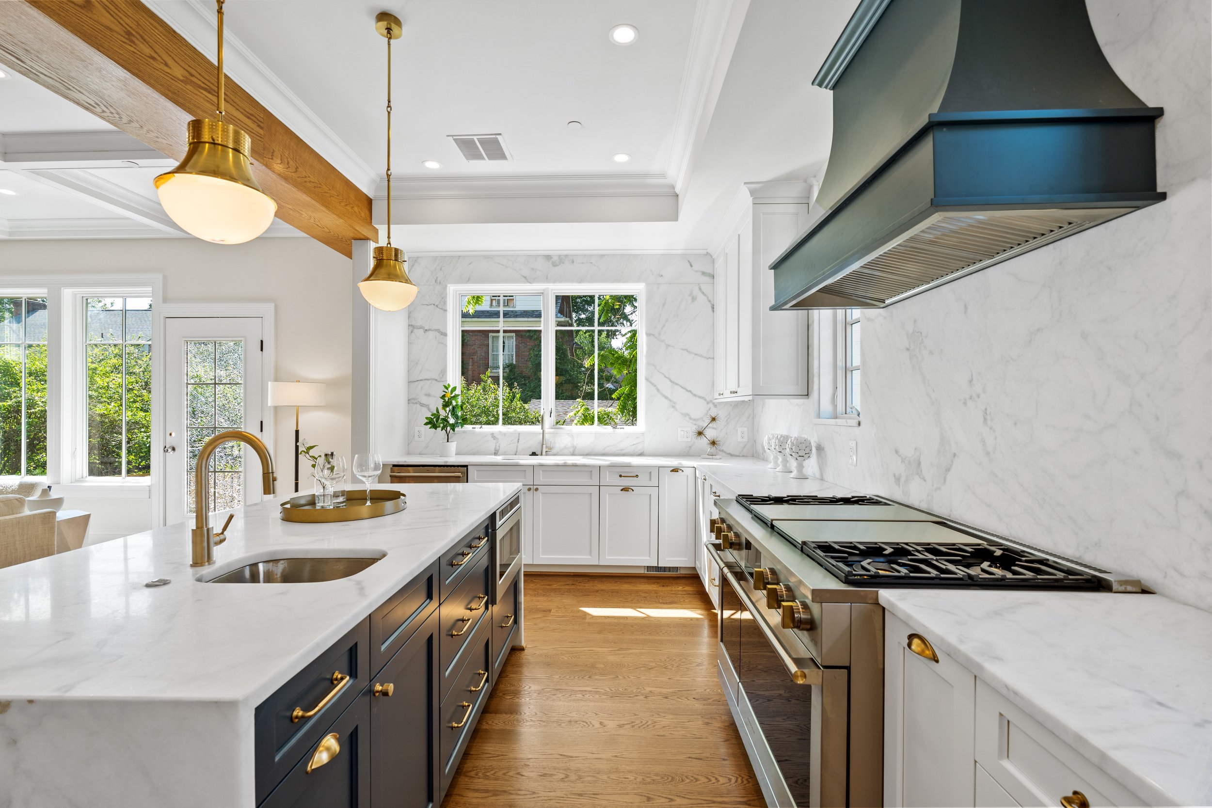 6702 Brookville Rd - 0031.jpg