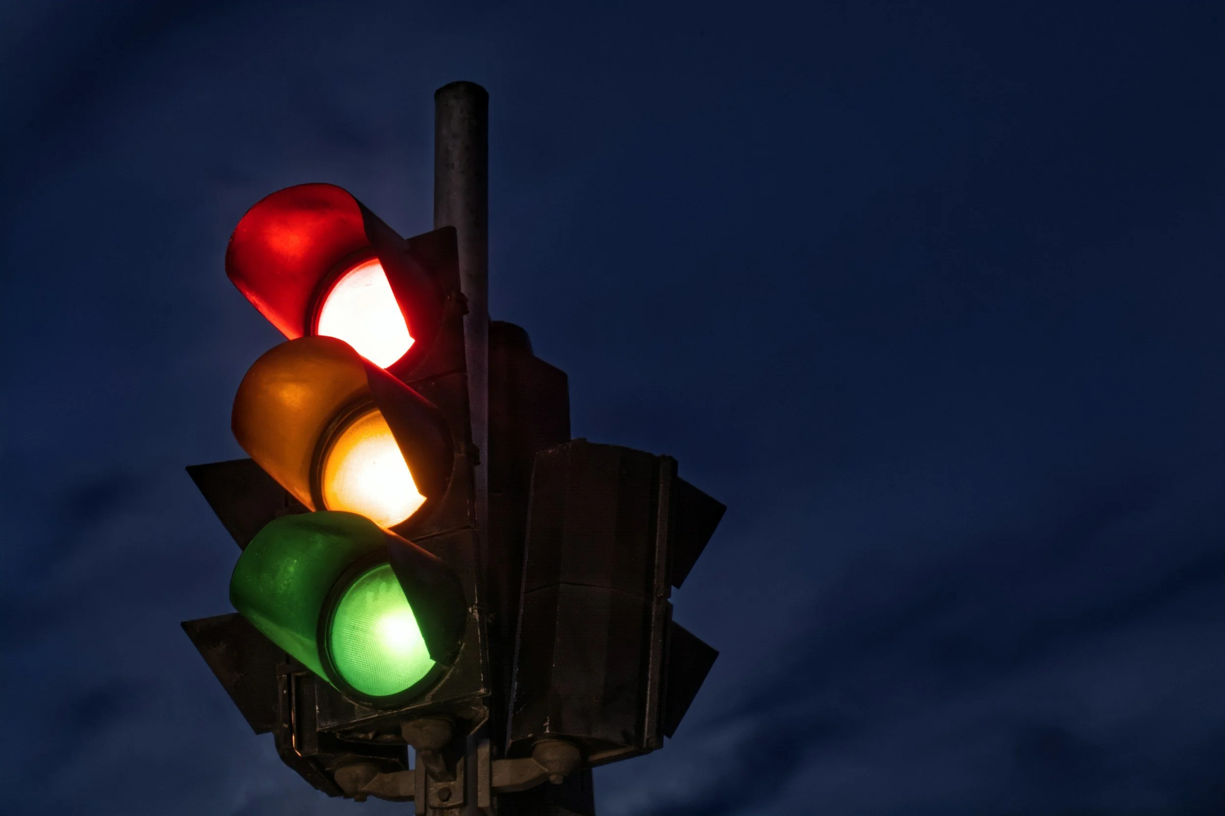 Your Body Knows Before Your Mind: Using a “Body Compass” and Relationship Traffic Lights