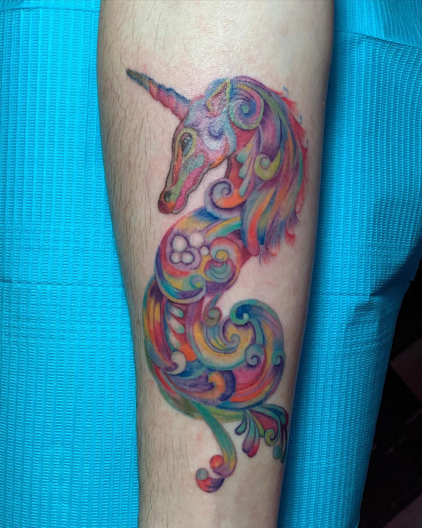 This magical sea-unicorn was an incredible joy to create 💜💗💙🧡 Thank you so much Dan!!
.
.
.
#unicorntattoo #magicalseahorse #mythicaltattoo #mythtattoo #mythicalcreaturetattoo #aquatictattoo