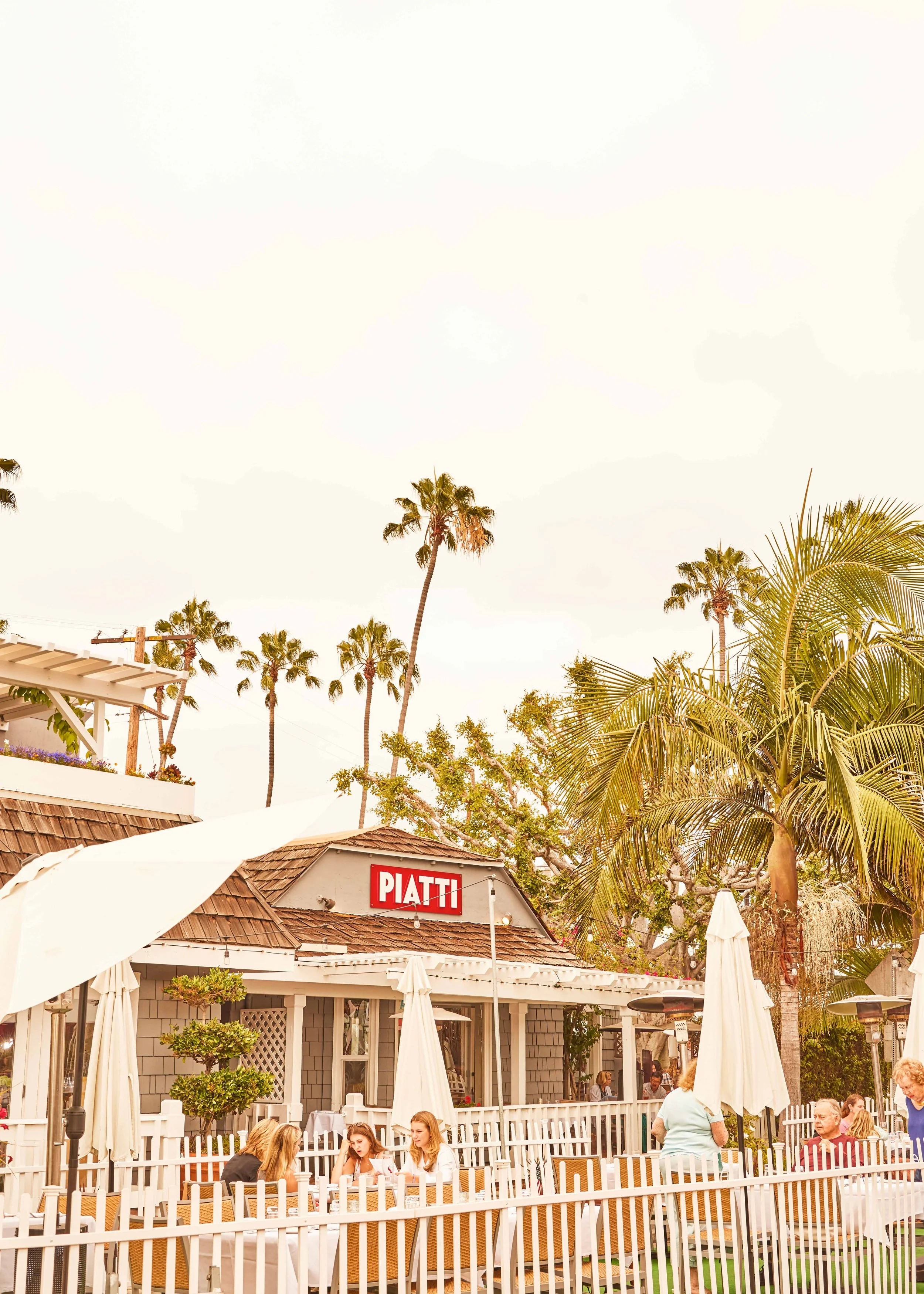 PIA_151_La_Jolla_Restaurant_Remodel28993_sm.jpg
