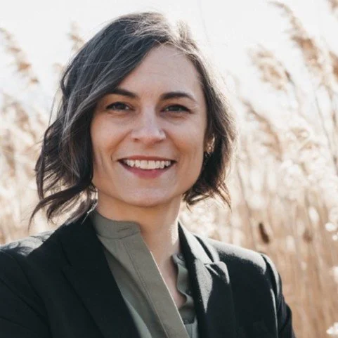 Amanda Pike Headshot.jpeg