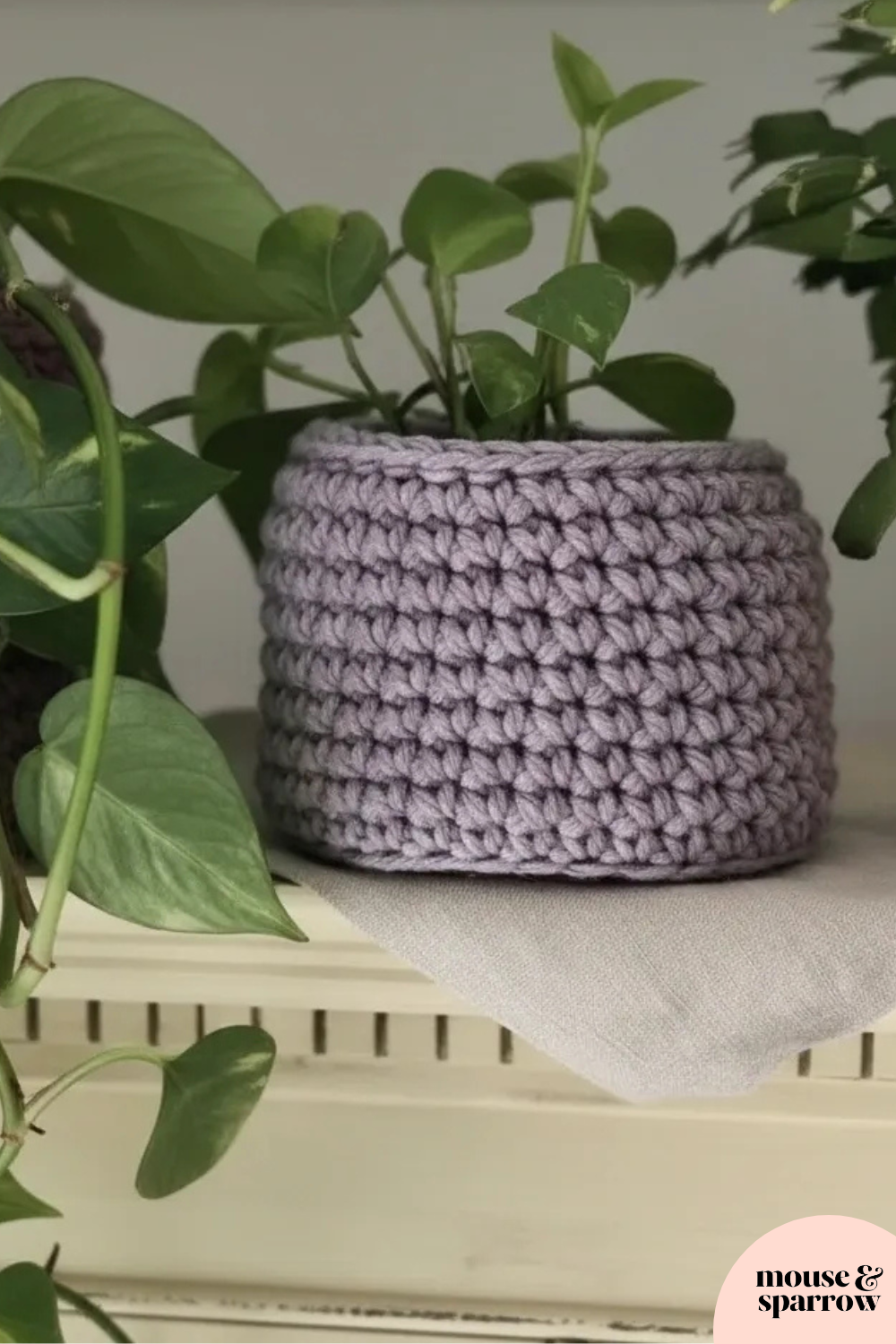 how to crochet a plant pot cover