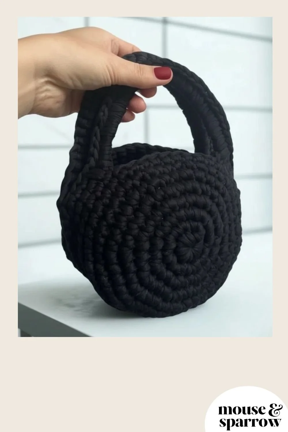 how to crochet a round bag with t-shirt yarn