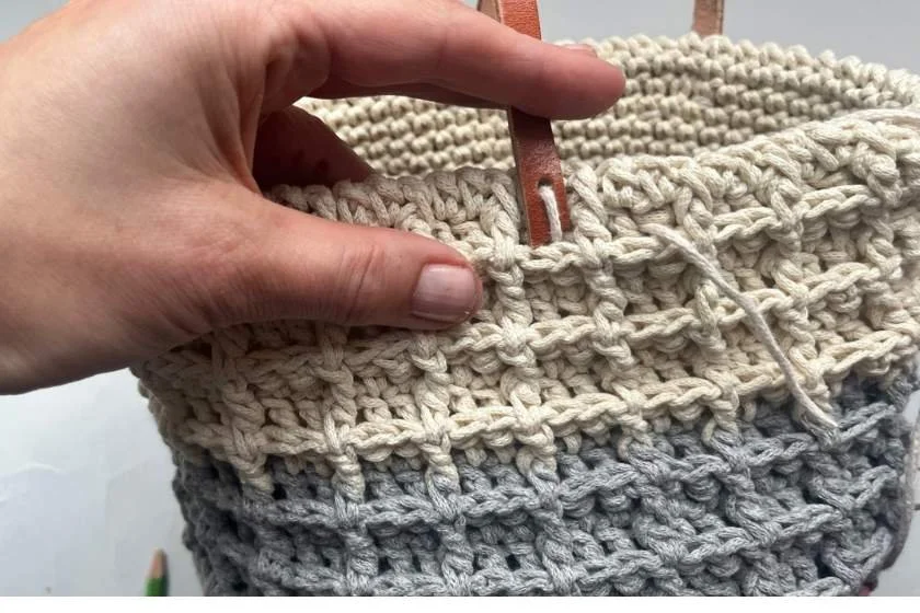 close up waffle stitch basket pattern