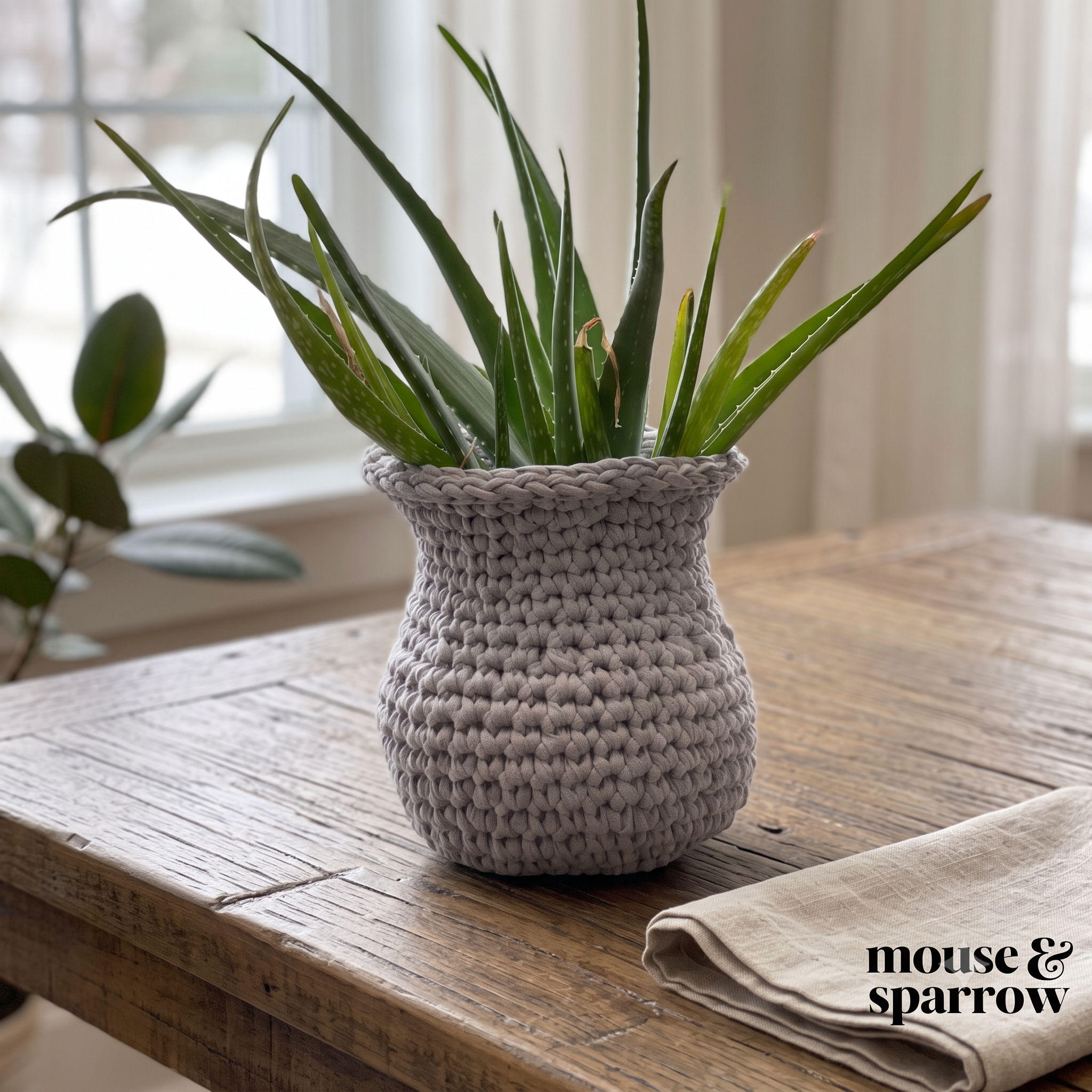 how to crochet a flower pot cover for beginners