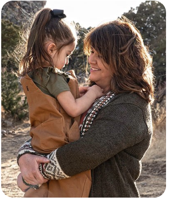 Jaramillo & child at 12.21.59 PM.png