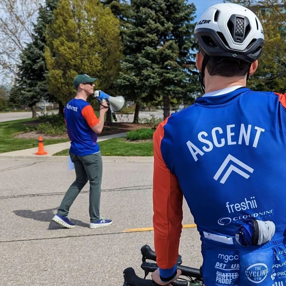 Our new 📢 got lots of use today. Thank you everyone who came out to @midweekcycling Crit Clinic pb @ascentcyclingteam . And thank you to all the coaches! The most important lesson courtesy of @rofletch: &quot;Don't end up on @critdrama!&quot; Great 