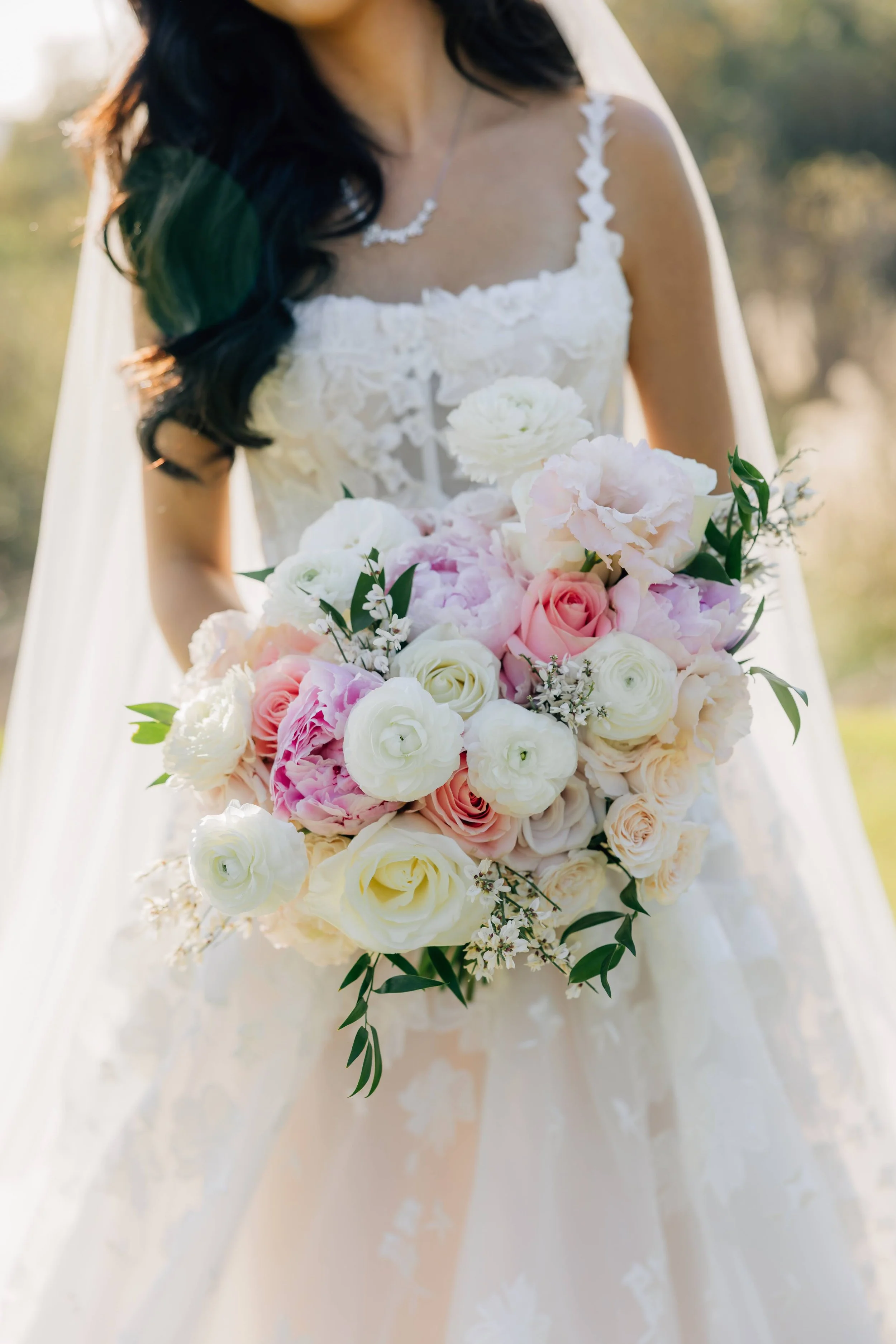 bridal bouquet pastel blush