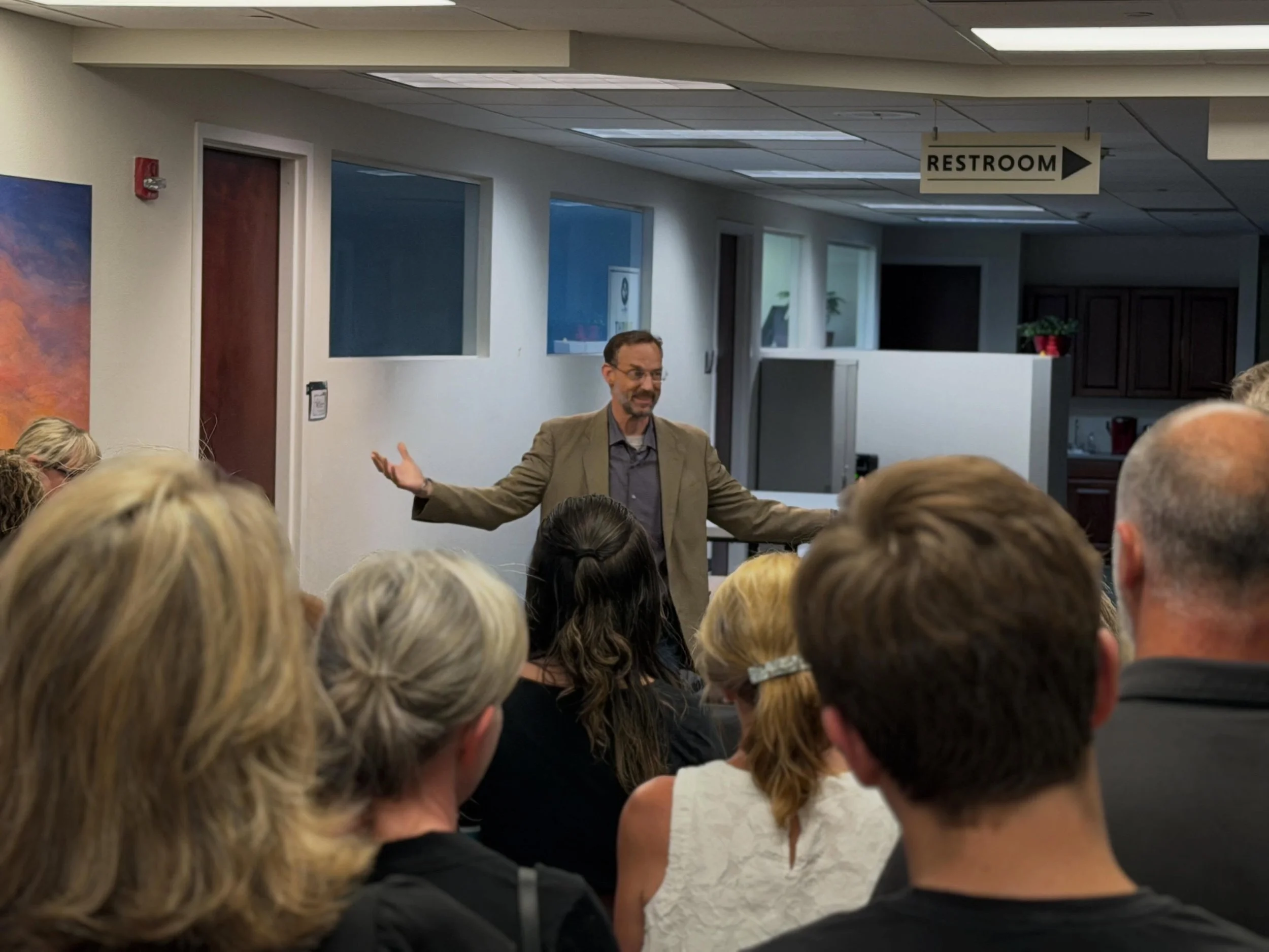 Congrats to our good friend and mentor Mark Bittle and his team at ConnectionMark on one year of going all in on HIS business. He&rsquo;s helped so many other businesses that it brings us great joy to see him celebrated today. 😊 ❤️