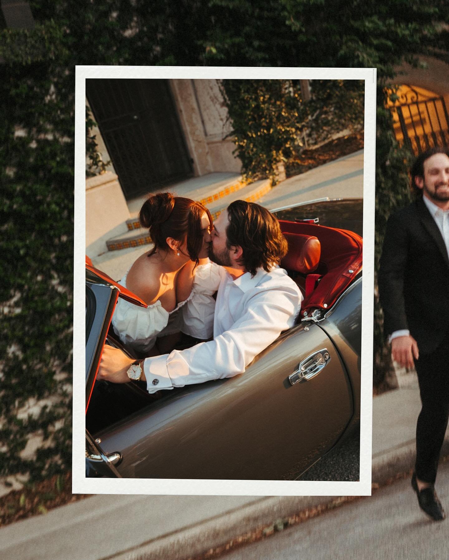 Popping back on here to drop one of my favorite engagements sessions of all time. Incredibly grateful to have the chance to capture moments like these, with cool and creative people. 

Give me more vintage cars and vintage vibes please!!

#vintagecar