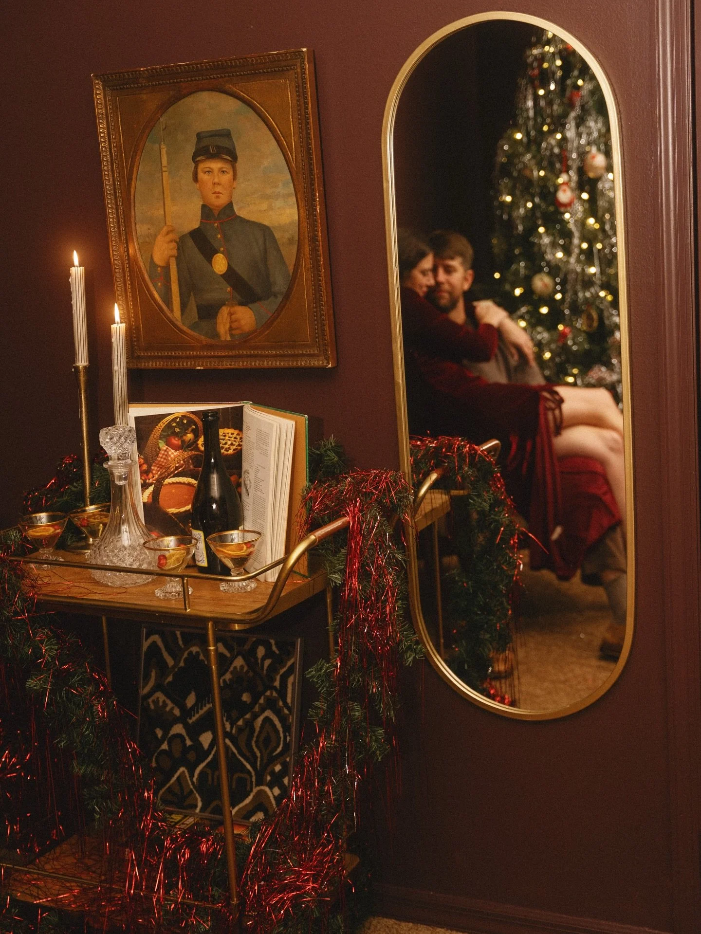 Merry Christmas friends! I am wrapping up this year feeling so incredibly grateful. Thank you to all of my amazing couples who trusted me with your memories this year. It was an honor to tell your stories. To my future couples, I cannot wait to celeb