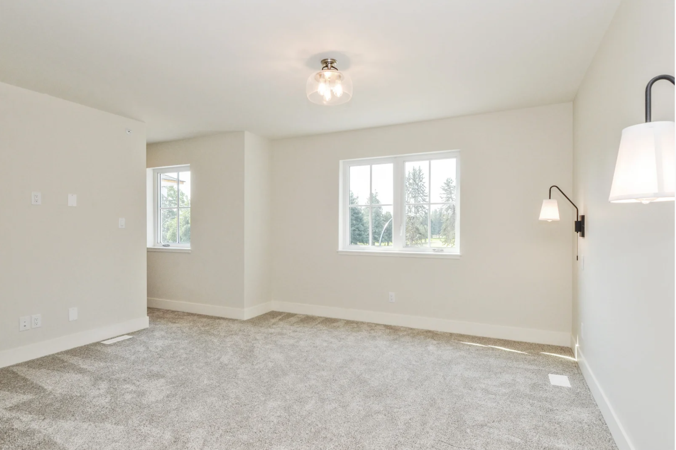 realtor photo 5.png