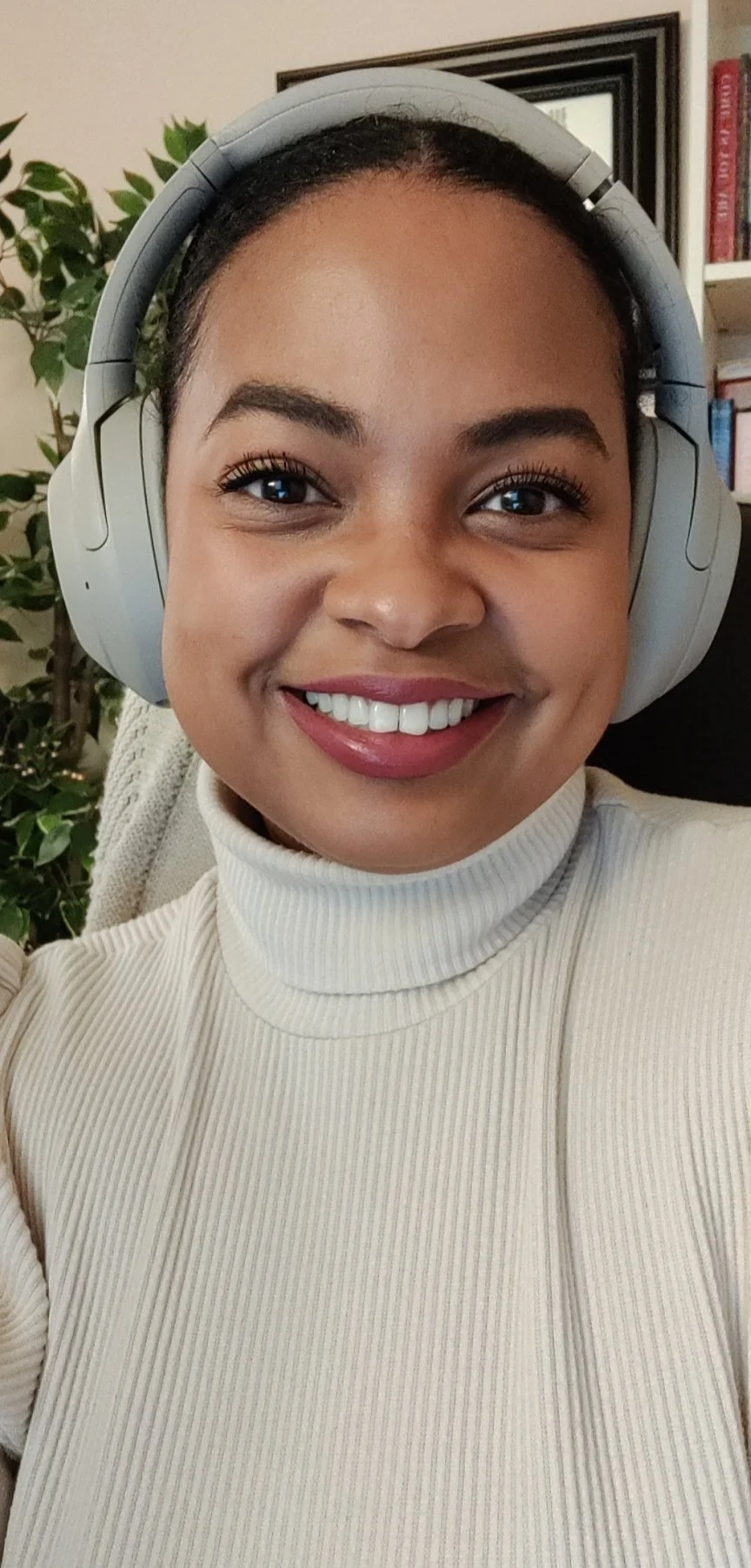 Akilah Pierre, LMFT, sharing her approach to therapy for high-achieving women