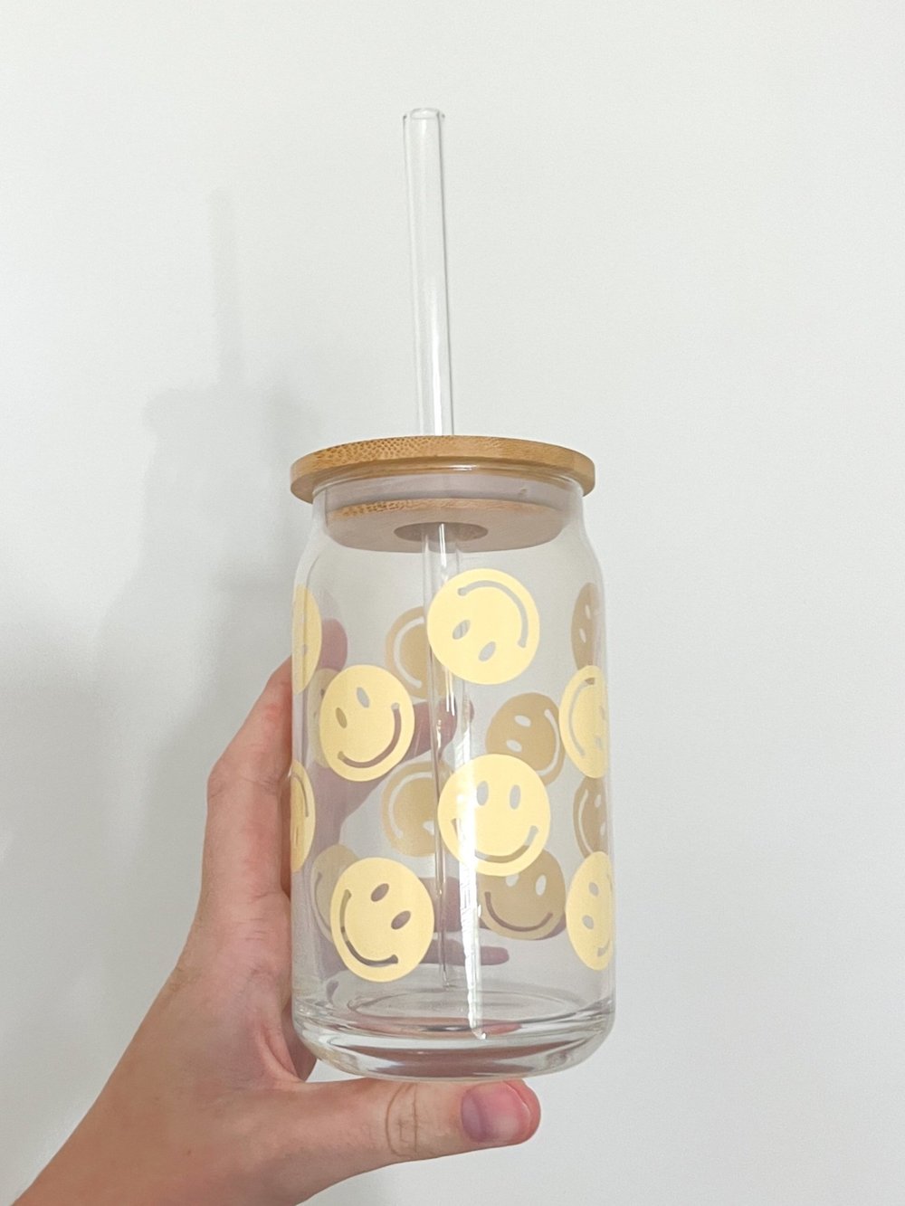 Smiley Face and Heart Coffee Cup With Bamboo Lid & Glass Straw