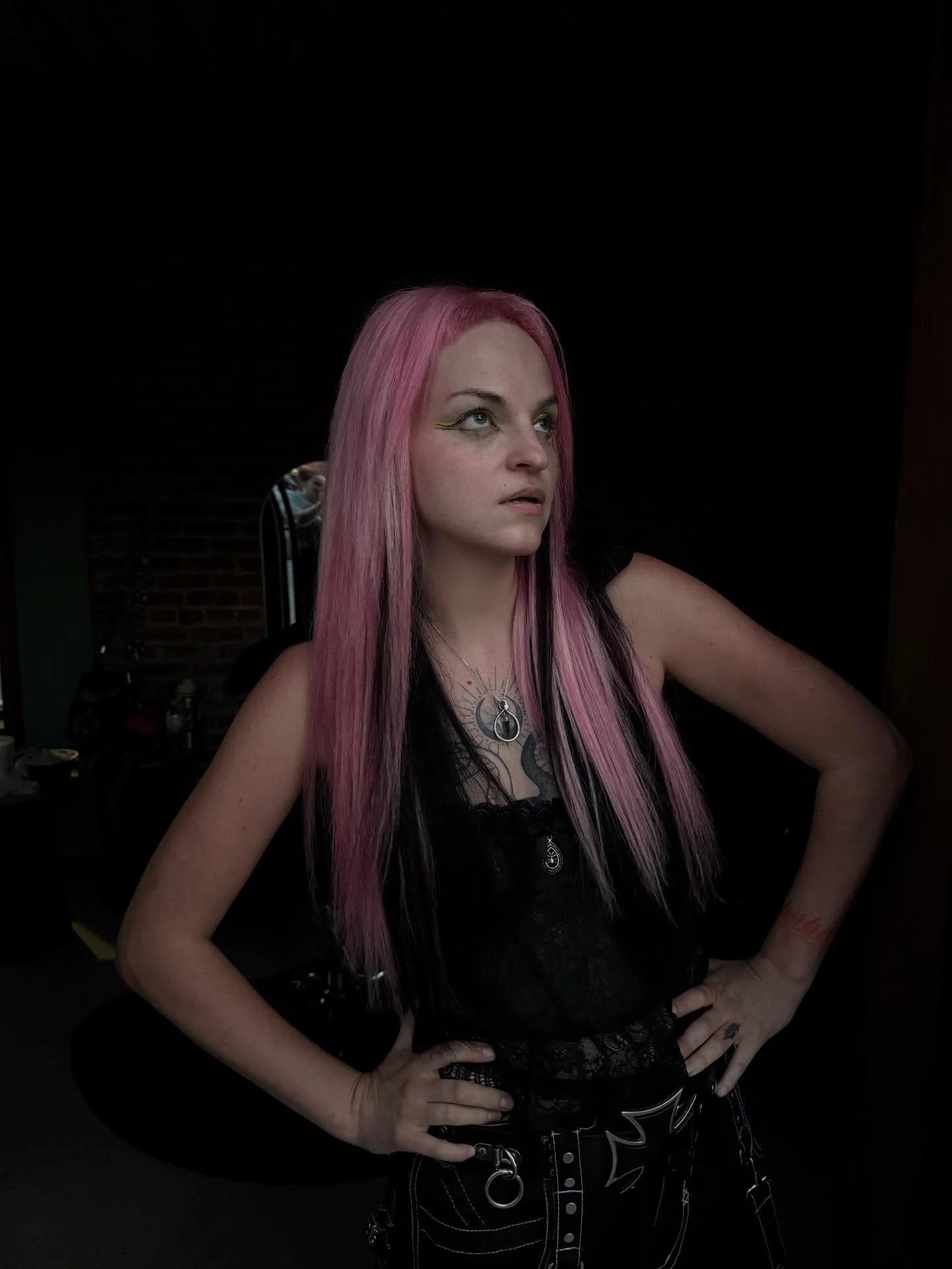 the coolest person to ever sit in my chair.
#greenvillenc #greenvillehairstylist #althair #althairstylist #downtowngreenville #downtowngreenvillenc #greenvillencsocialdistrict #hairstylistnearme #localhairstylist