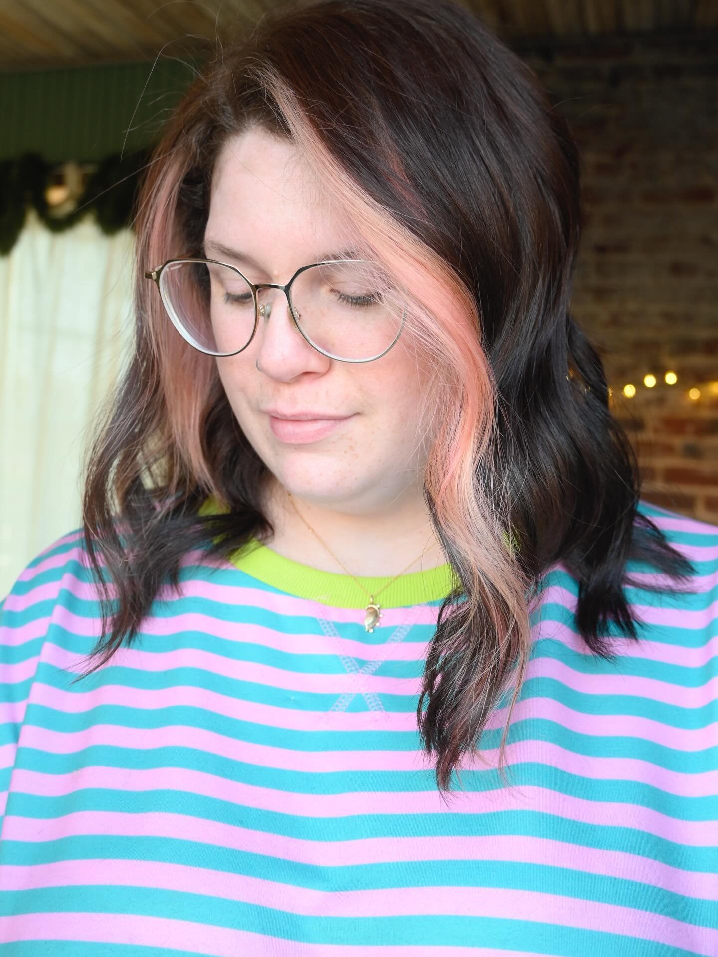 bestie girl got a beautiful change 🥰 

#greenvillenc #ecuhairstylist #gvegasnc #hairstylistnearme #pulpriot