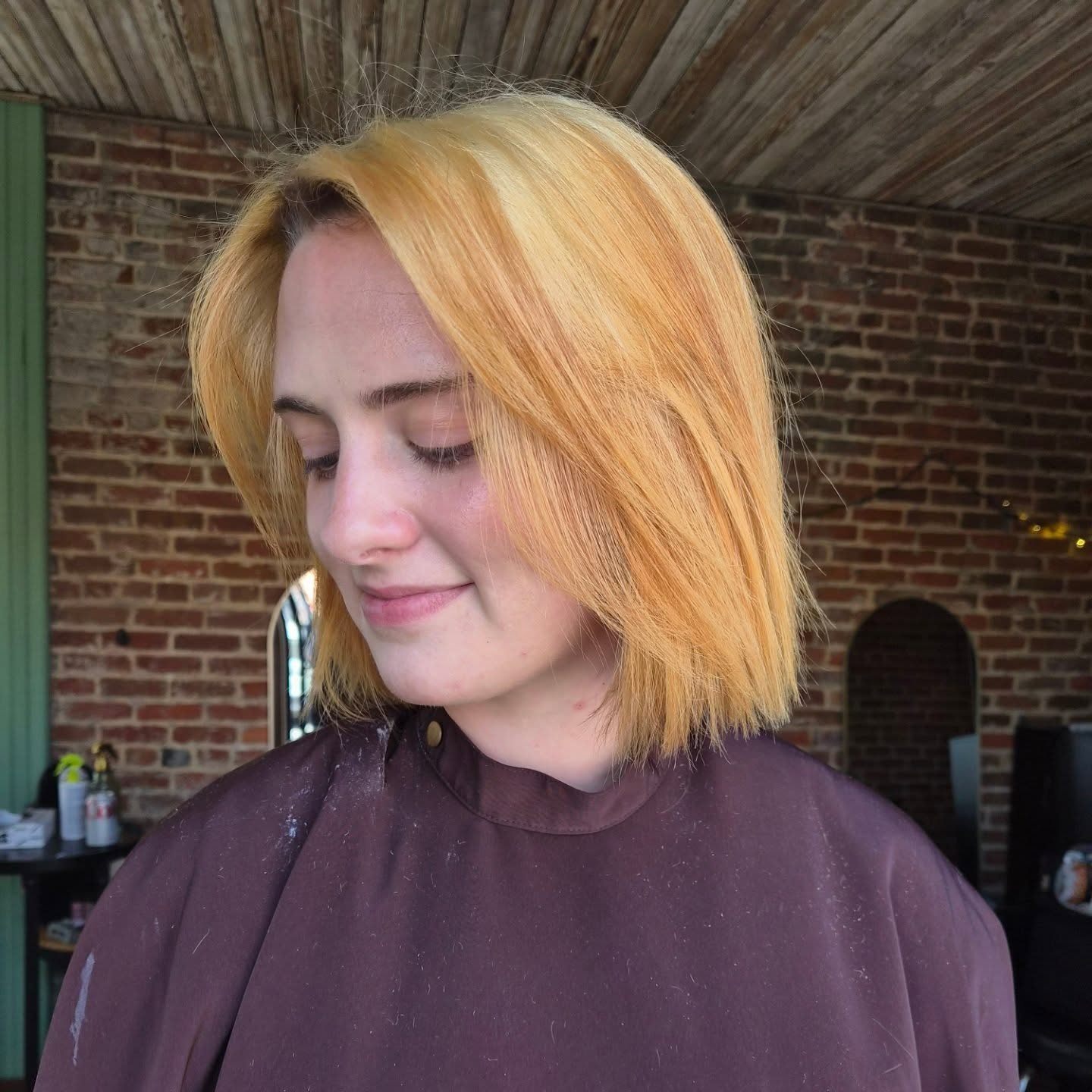 a beautiful blonde bob :))))
april fools. dis aint tha finished product. 
xoxo gossip girl.