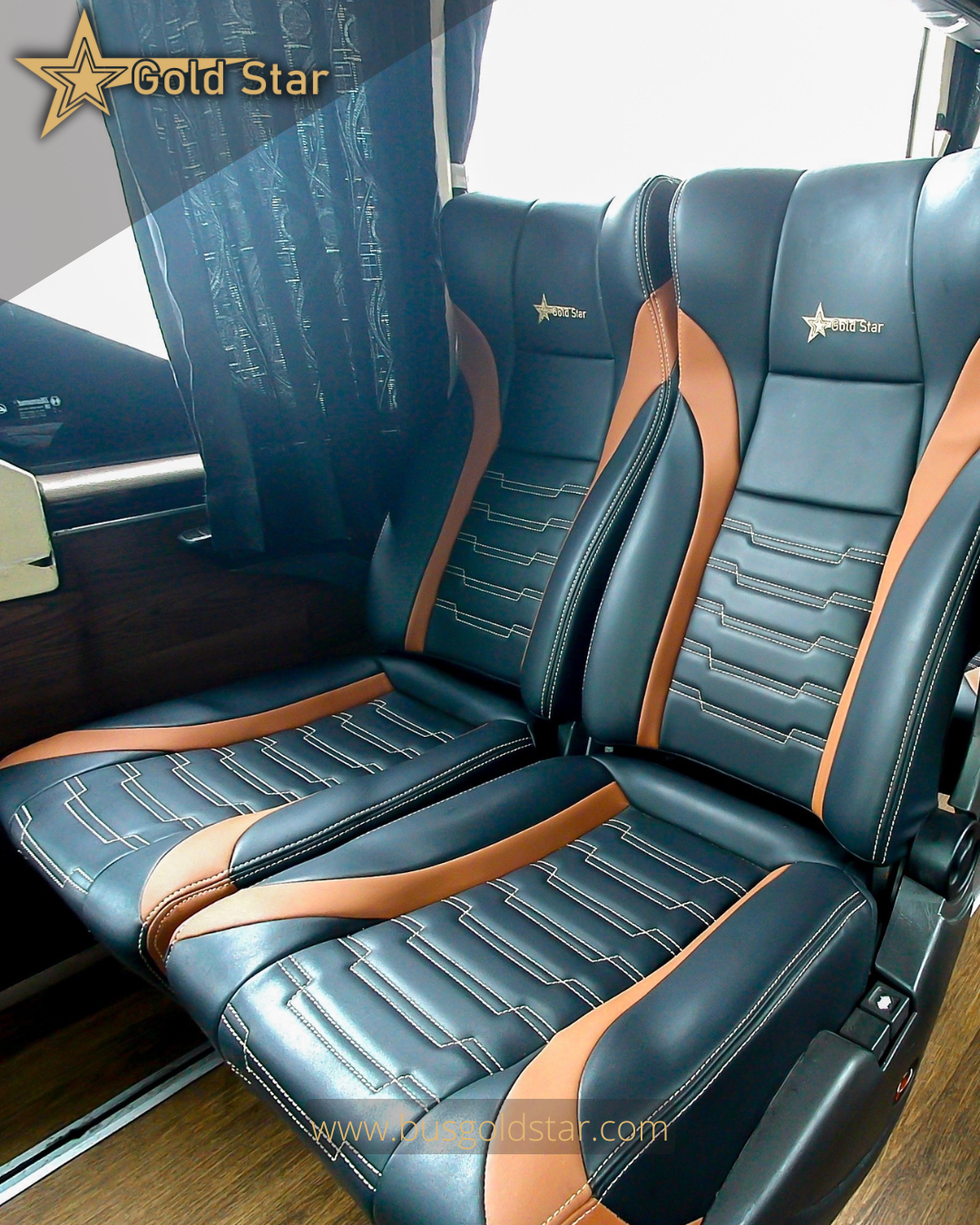 Bus pariwisata 50 seat dengan interior nyaman, cocok untuk charter bus wisata di Jakarta