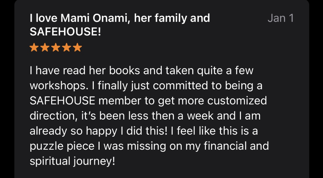 Screenshot of a positive review for Mami Onami's SAFEHOUSE, with five stars, mentioning books, workshops, and personal growth.