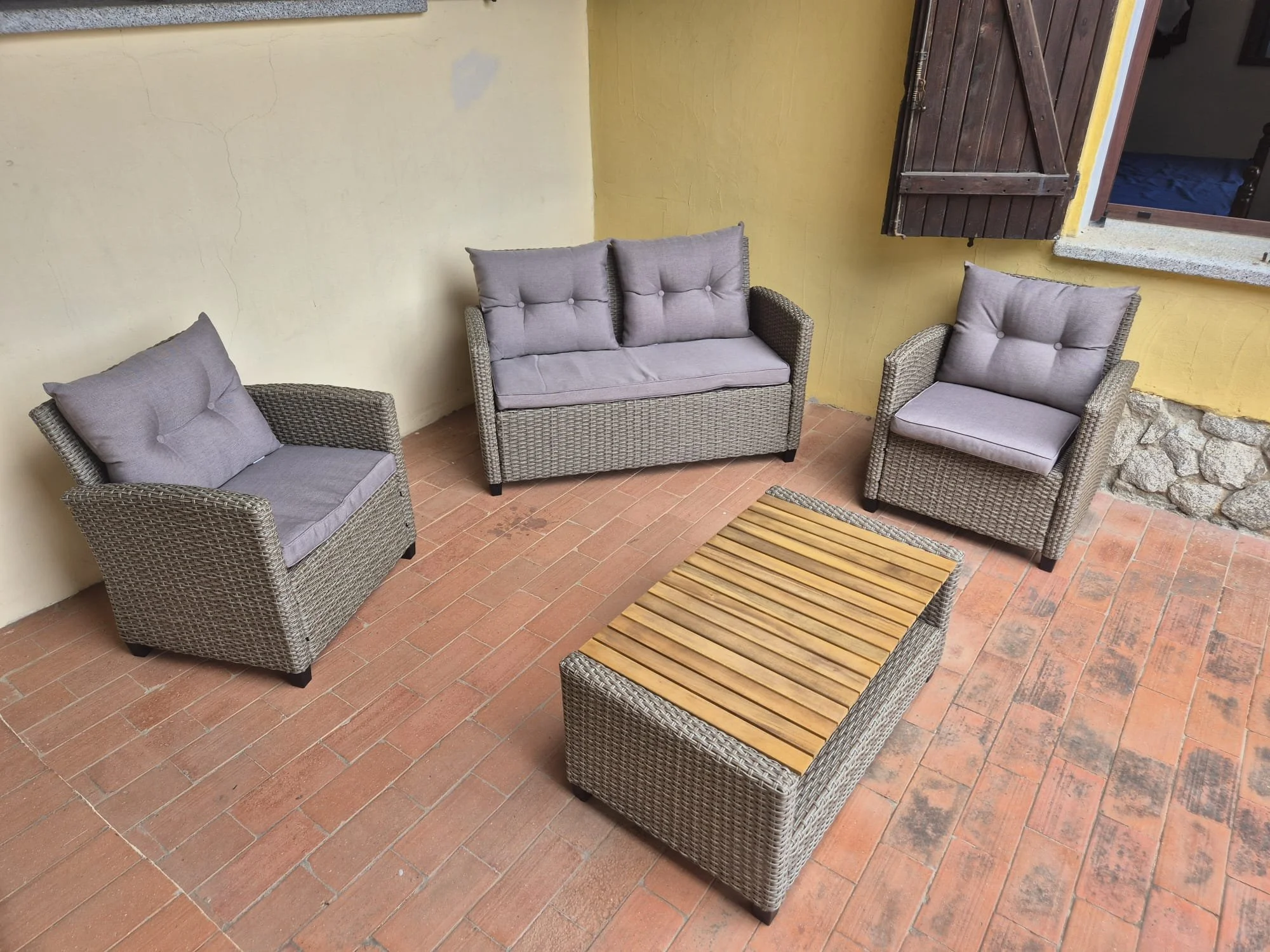 Neue Lounge - 2026