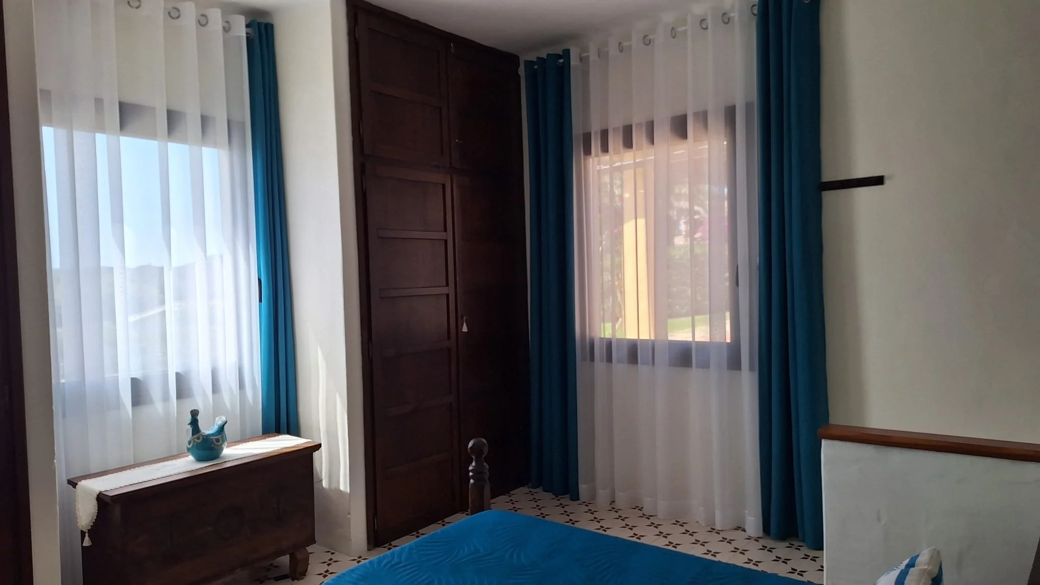 Beide Fenster auf einen Blick Zimmer Pavoncelle