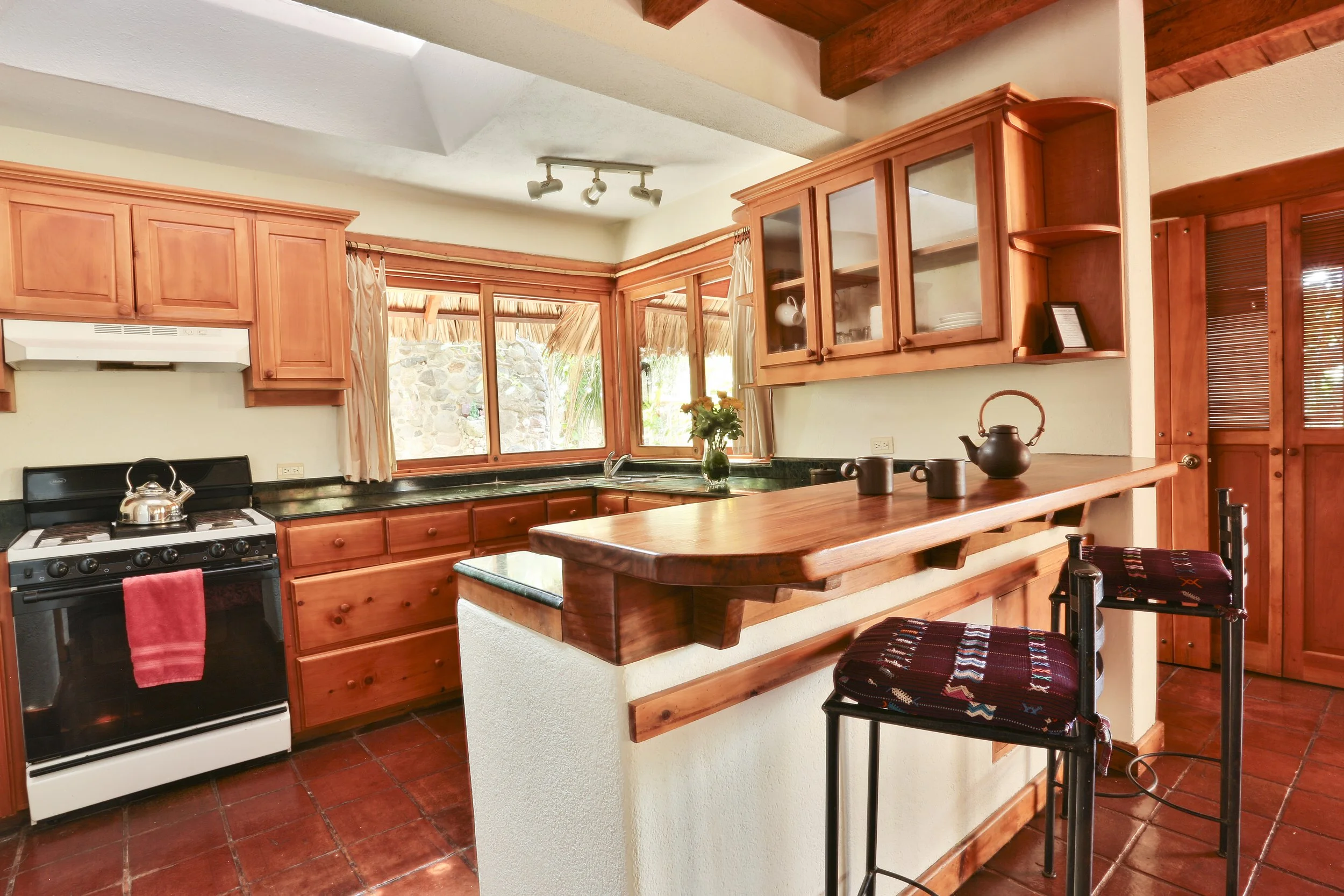 Ginger Suite 22 Kitchen.jpg