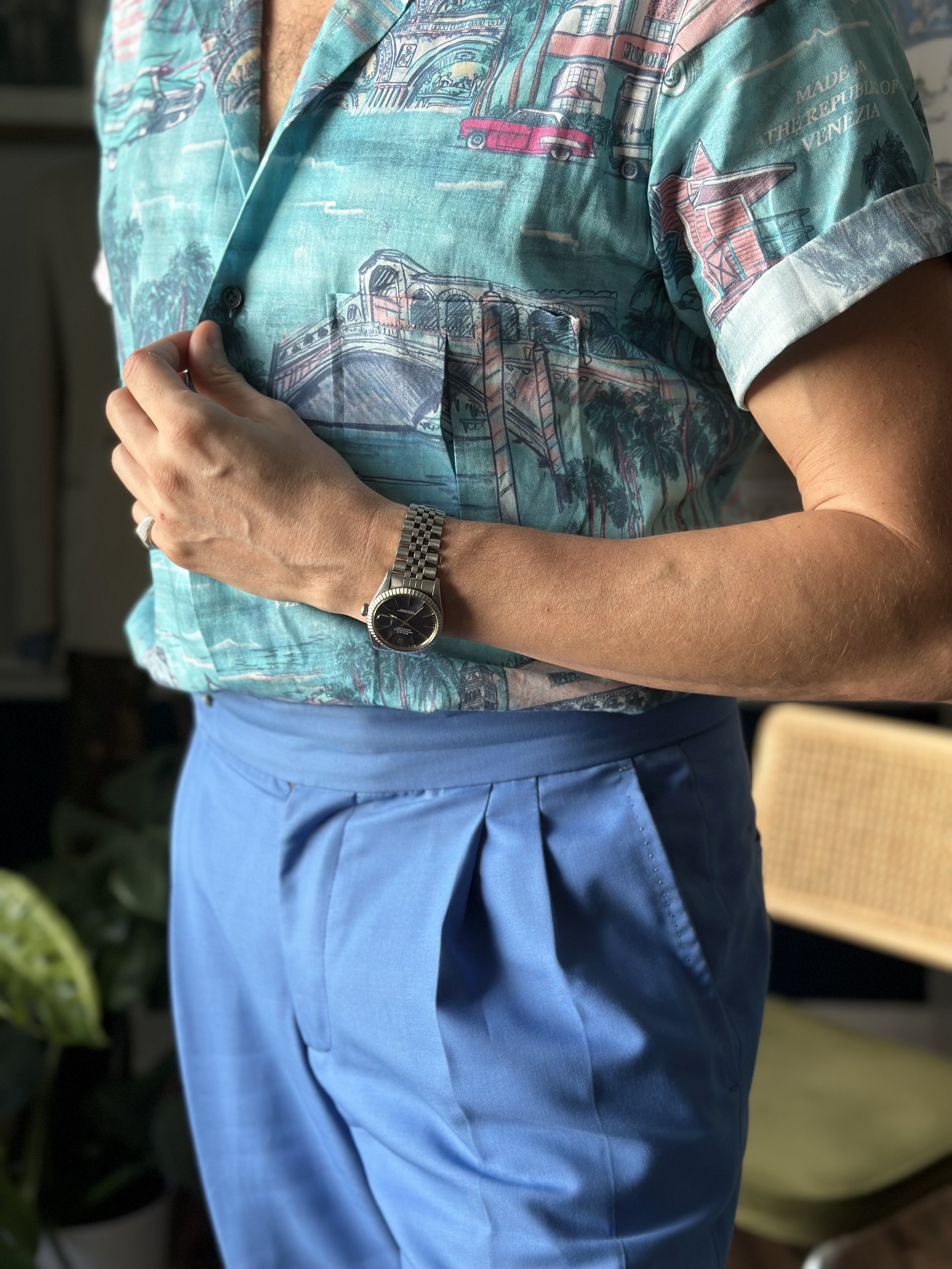 Elevate Your Style with Short Sleeve Shirts from Mess Of Blues