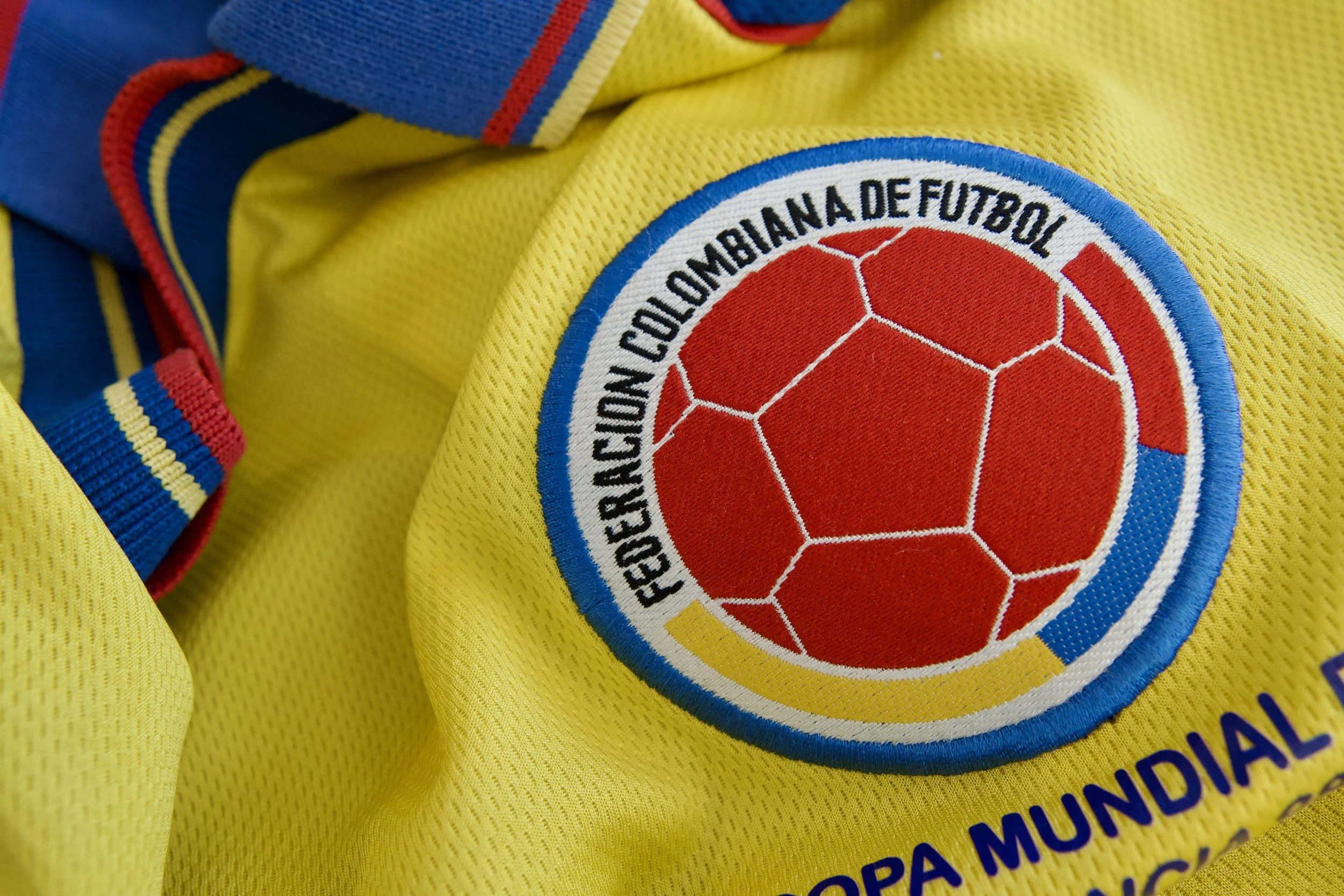 バルデラマ　コロンビア代表　ユニフォーム　レア　1998年W杯時代デザイン バルデラマ コロンビア代表 ユニフォーム レア 1998年W杯時代デザイン