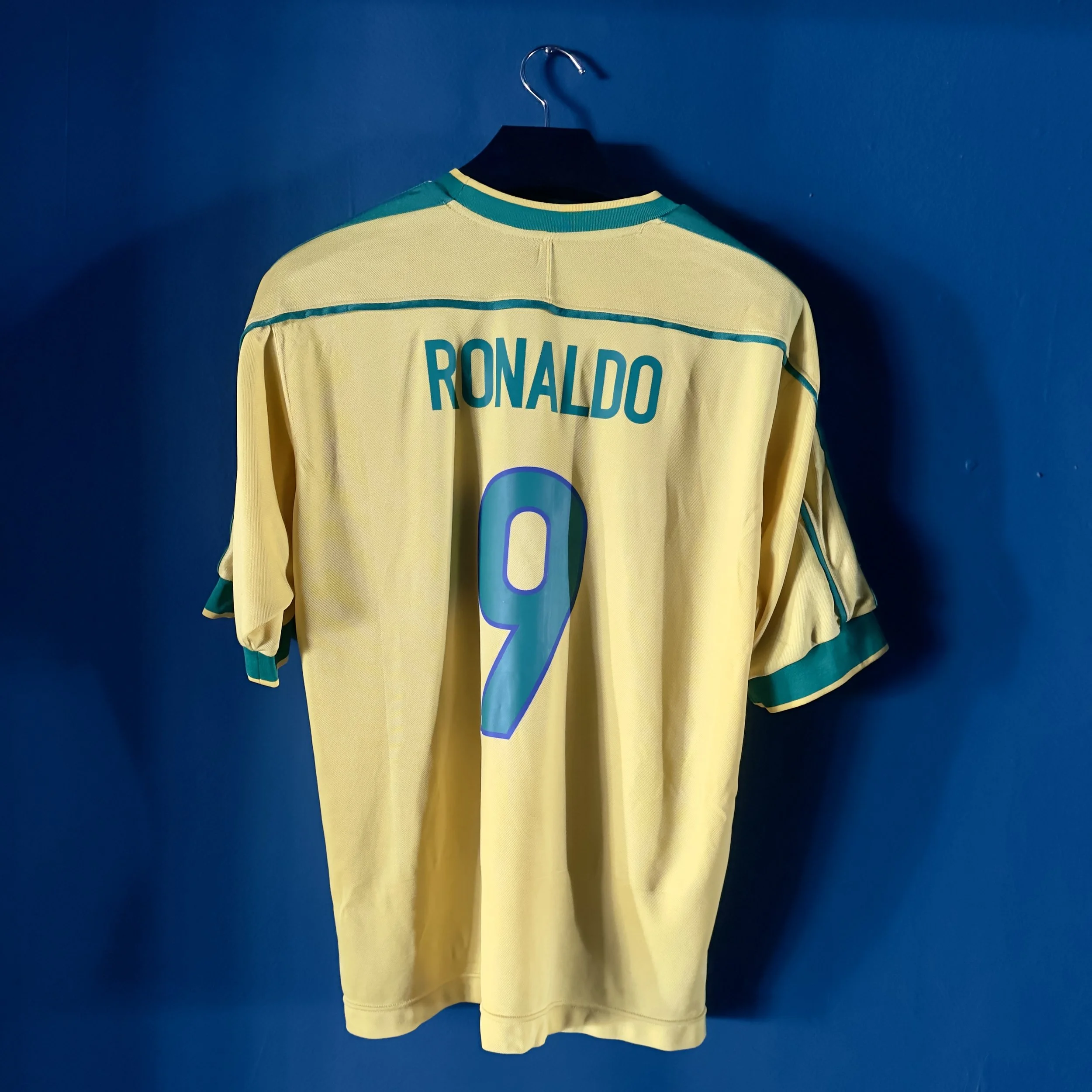 BRAZIL 1998 WORLD CUP HOME JERSEY – RONALDO #9 – SIZE L