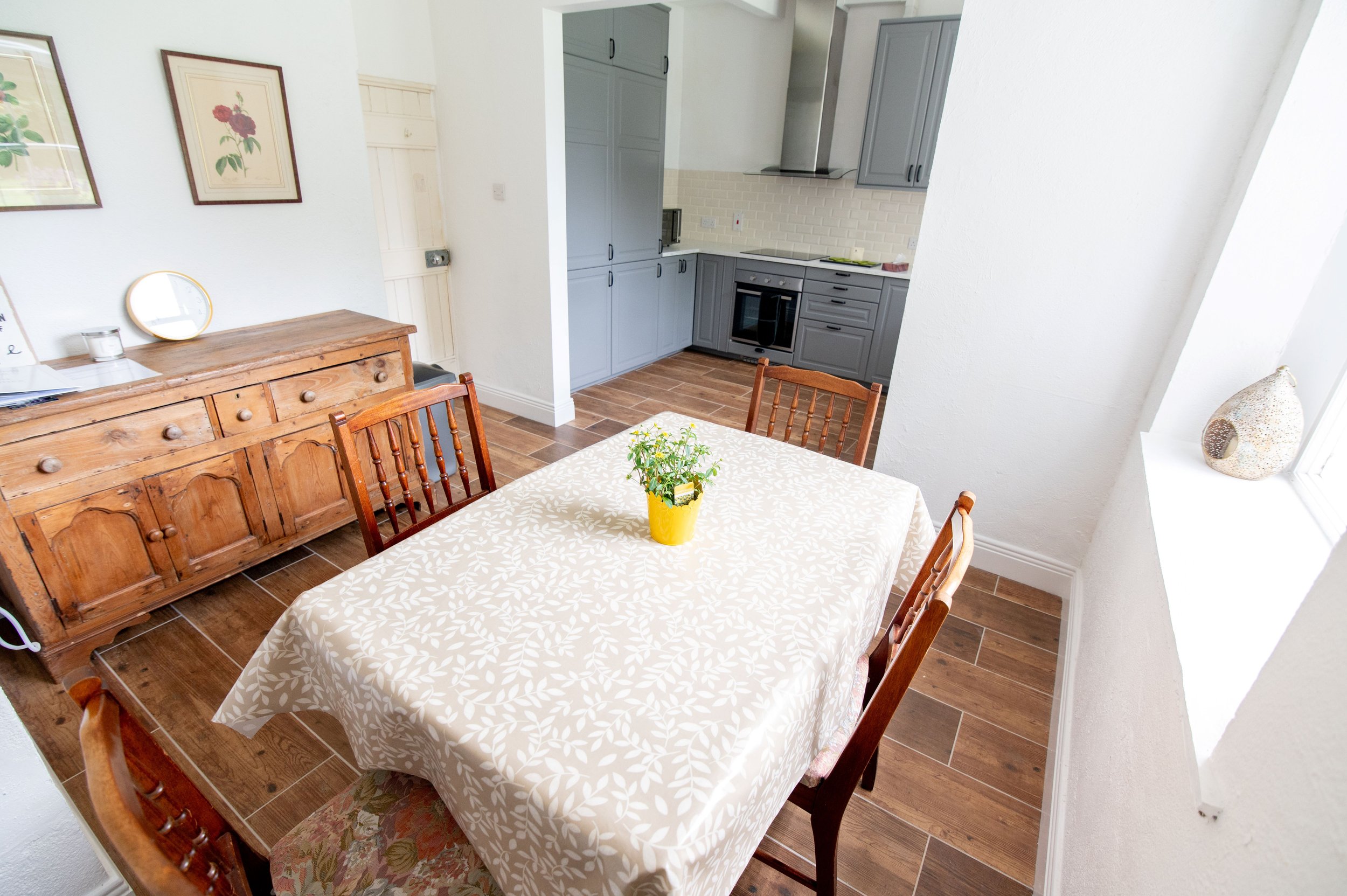 KitchenAnnexResized.jpg