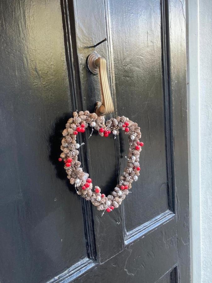 The door of the annex!