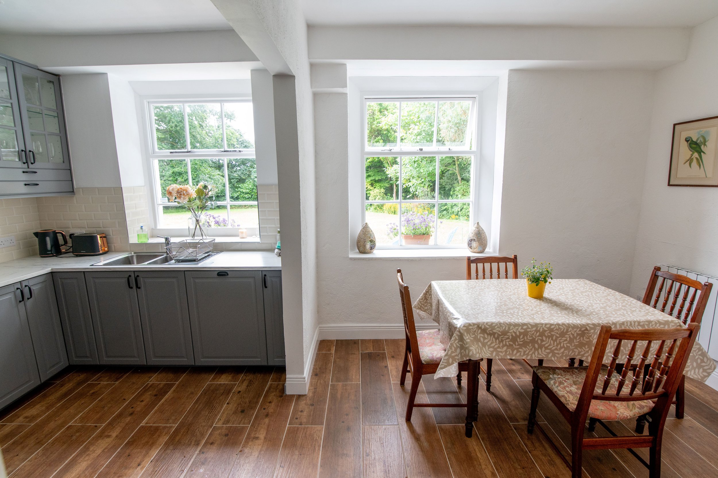 Kitchen & Dining room