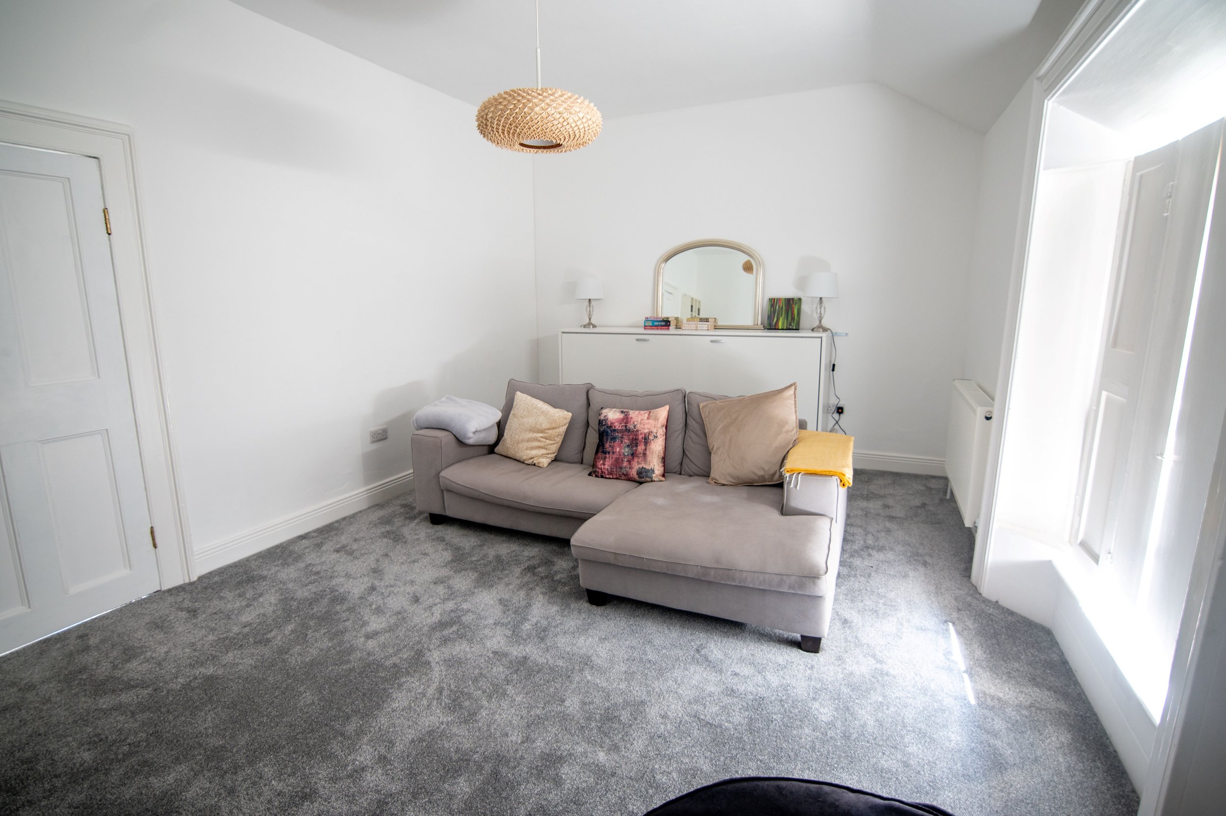 Fibre Optic Wifi & Smart tv available for your use