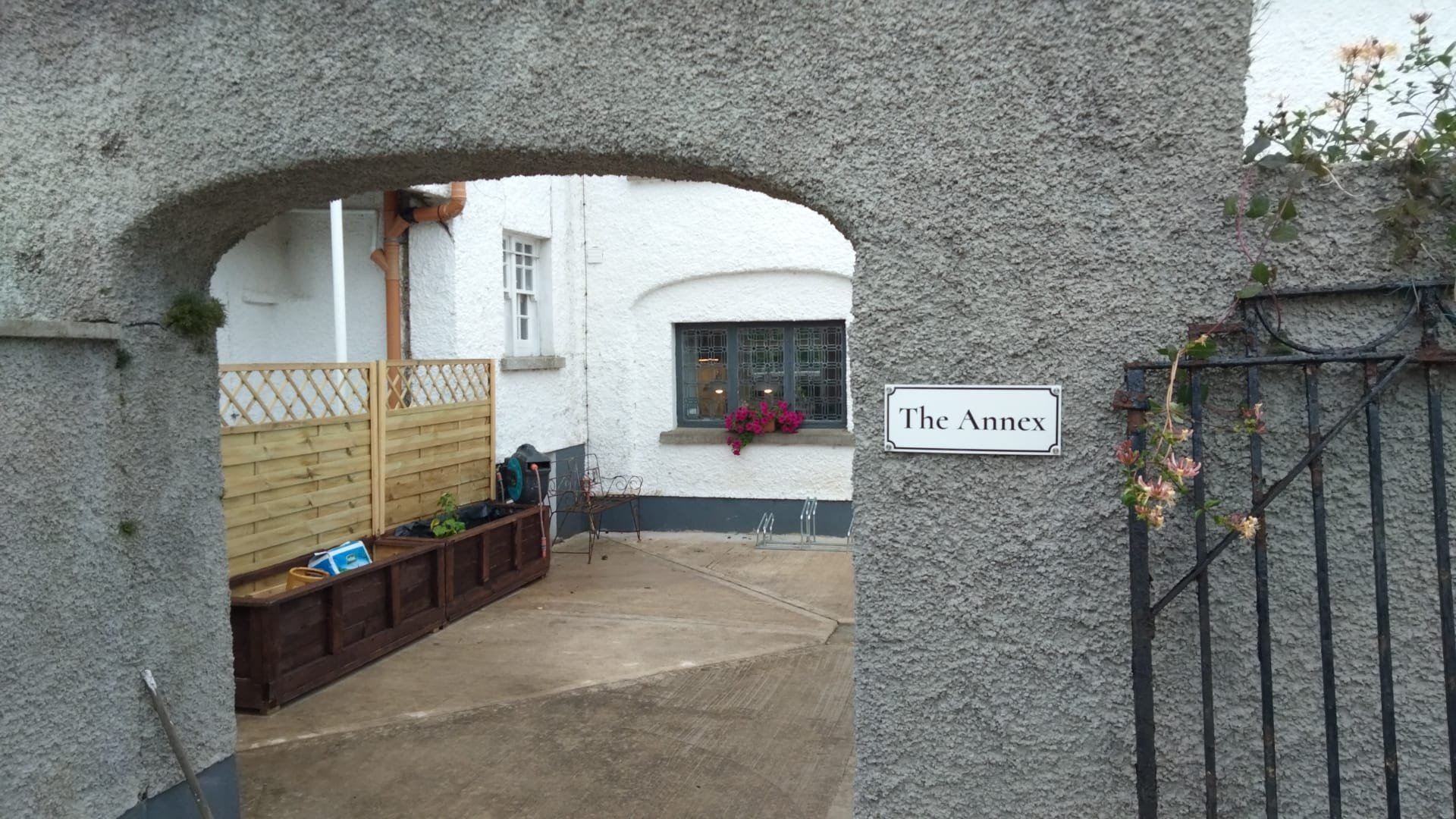 Additional signage will lead you straight to the door of the annex