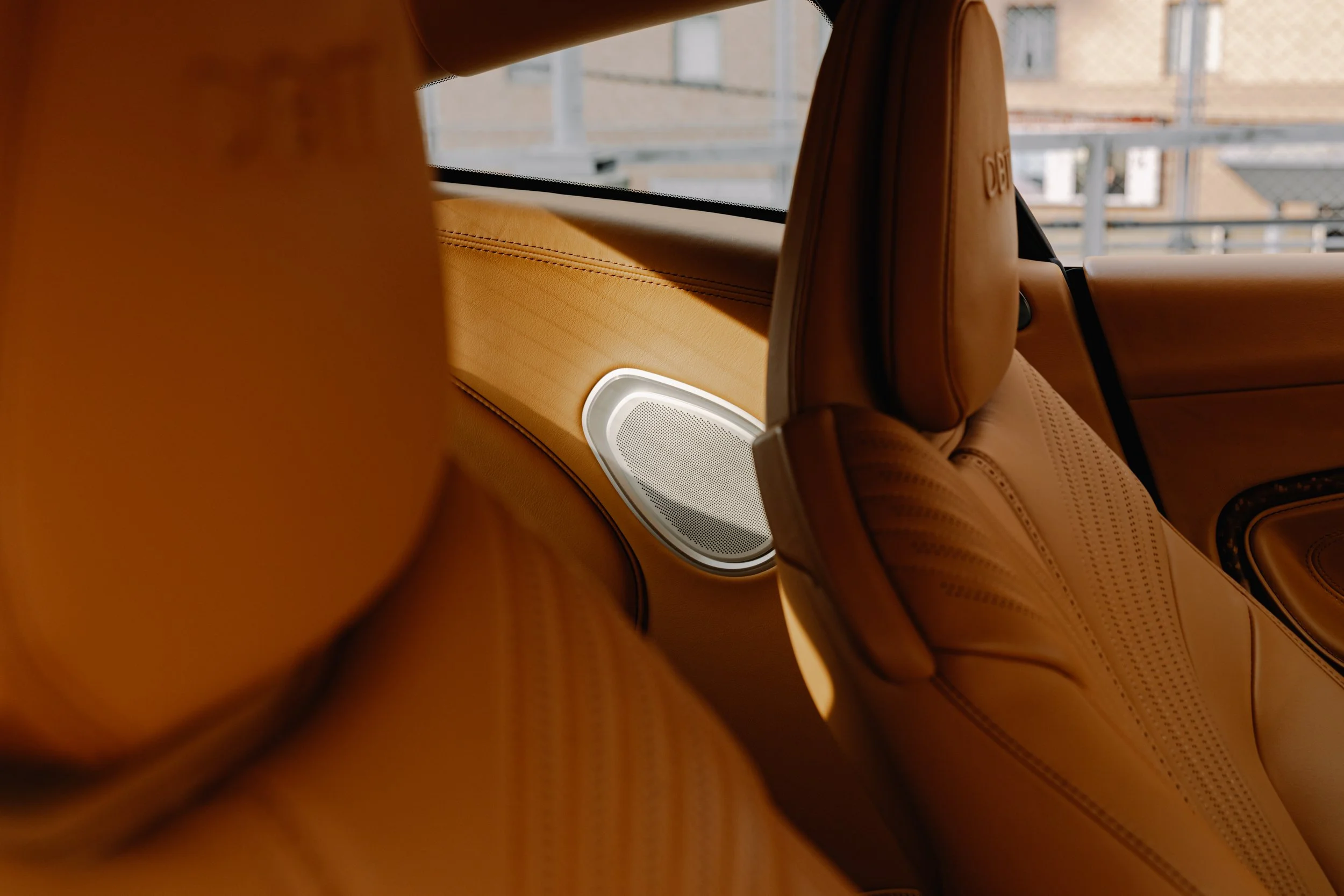 db11-26.jpg