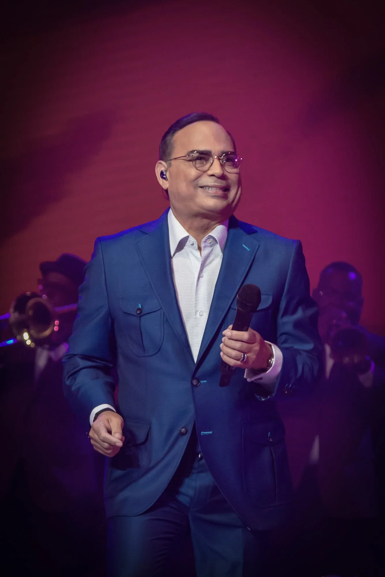 Gilberto Santo Rosa — The Roots Agency