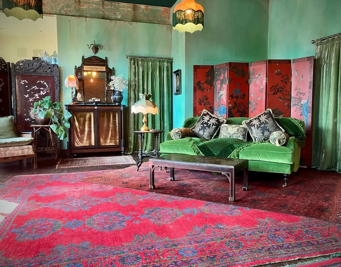 Today in our South Wing 

#theoldlacefactory is a characterful &amp; atmospheric location house for #film and #photography shoot hire in East London

#photographybackdrop #orientalscreen #antiquescreen #periodlocation #eastlondonlocationhouse