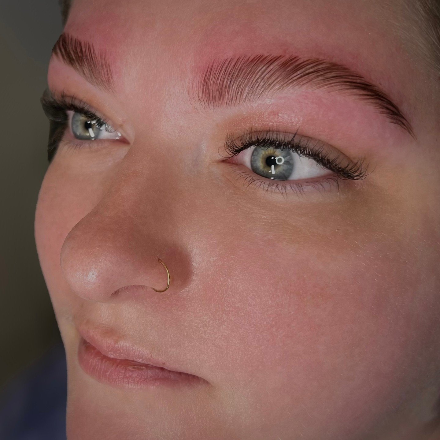 Lash extensions so natural they&rsquo;ll wonder if she was born with them, paired with a brow lamination that gives her a High-Fashion Finish. It&rsquo;s clear she&rsquo;s ready to slay the week&mdash;don&rsquo;t you agree? 

👉 Swipe to see the &lsq