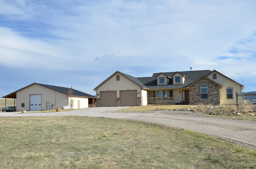 Guest Ranch Accommodations — Holt Cattle