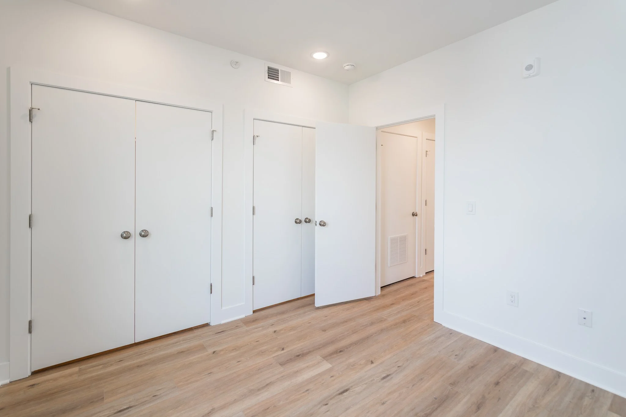 4324 Lancaster Ave_Unit 504_-09.jpg