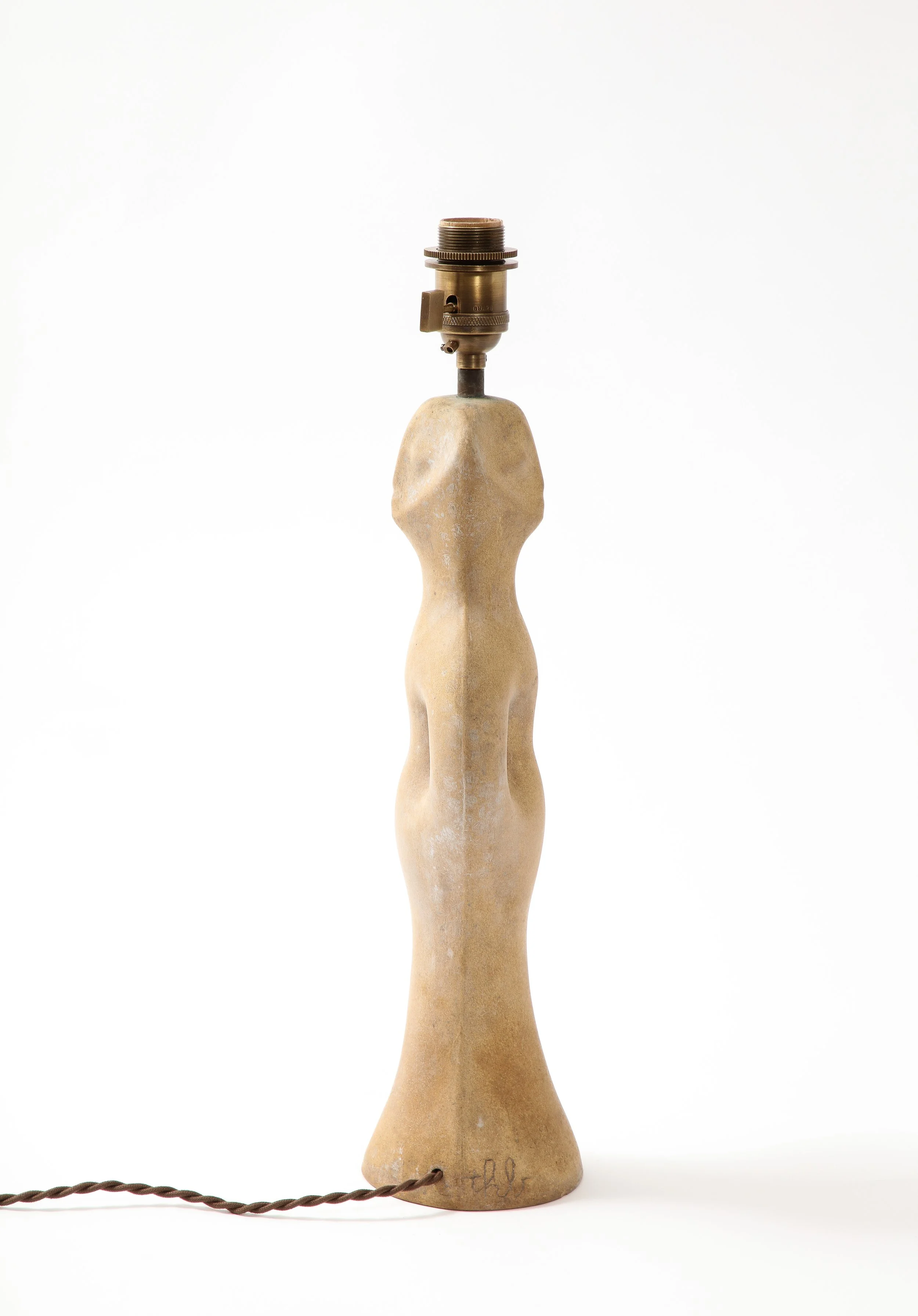 6R1A6224.CERAMIC FEMME LAMP.jpg